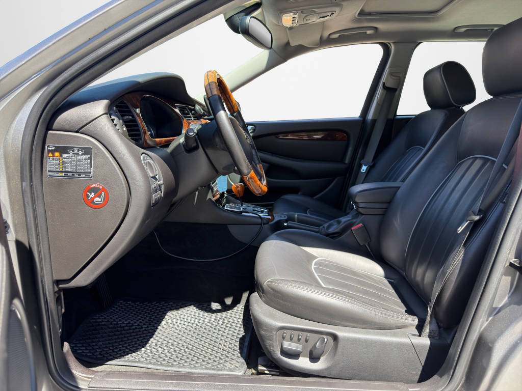 JAGUAR X-TYPE 3.0-image-8