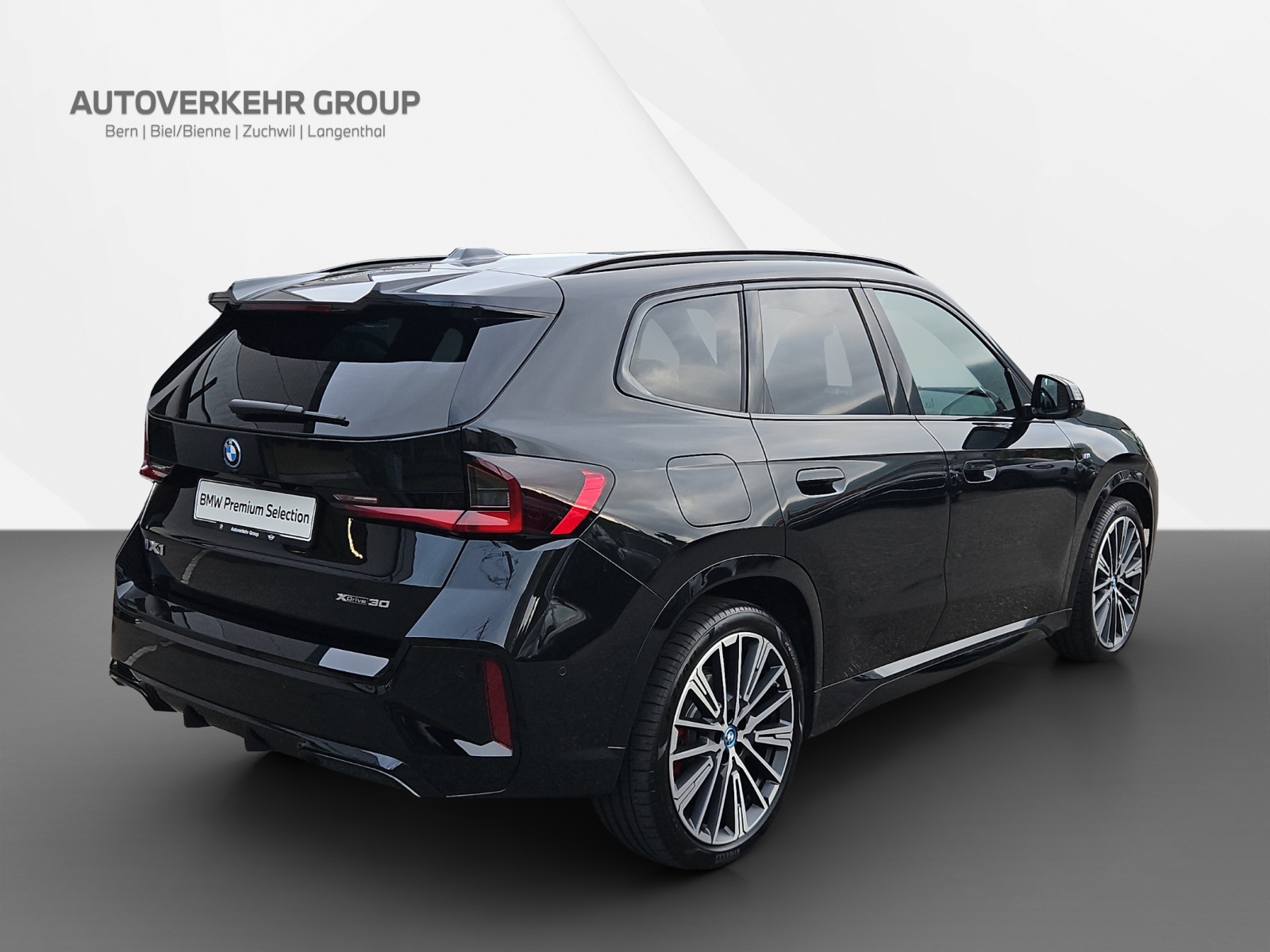 BMW iX1 xDrive 30 M Sport Pro-image-6