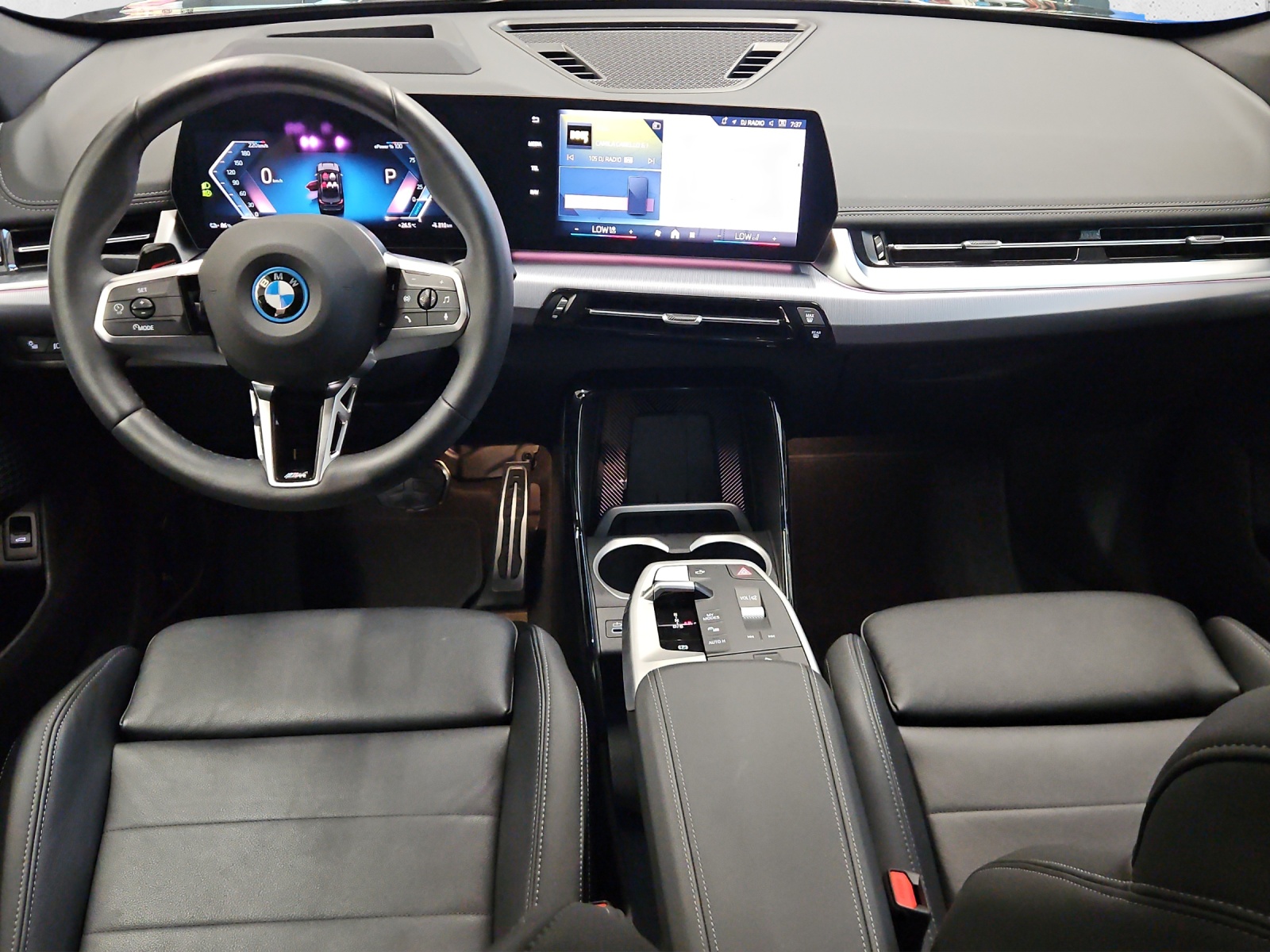BMW iX1 xDrive 30 M Sport Pro-image-14