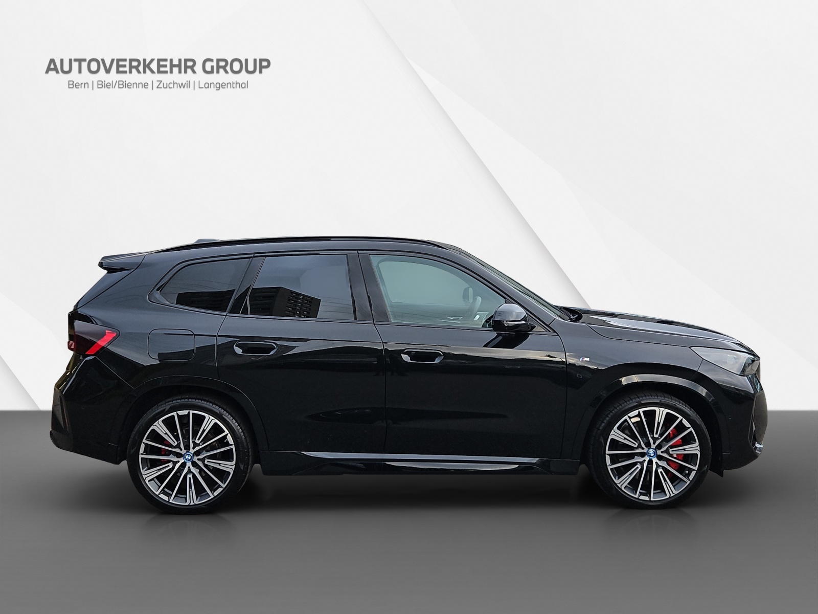 BMW iX1 xDrive 30 M Sport Pro-image-7