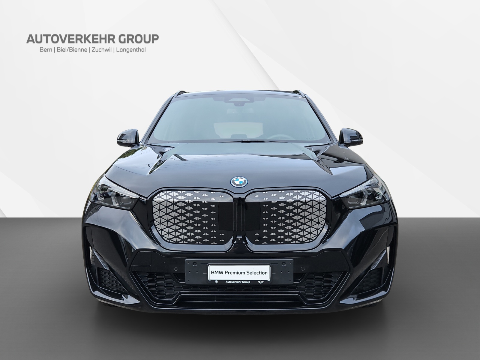 BMW iX1 xDrive 30 M Sport Pro-image-2