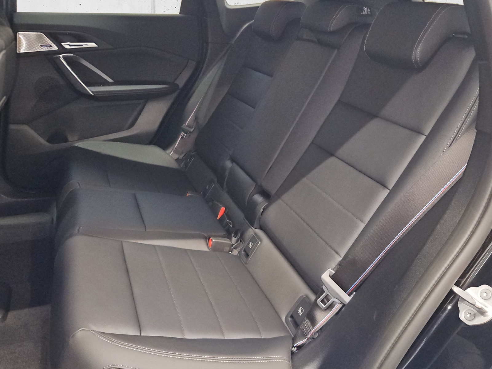 BMW iX1 xDrive 30 M Sport Pro-image-11