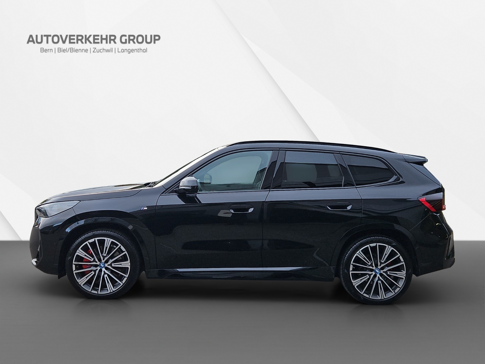 BMW iX1 xDrive 30 M Sport Pro-image-3