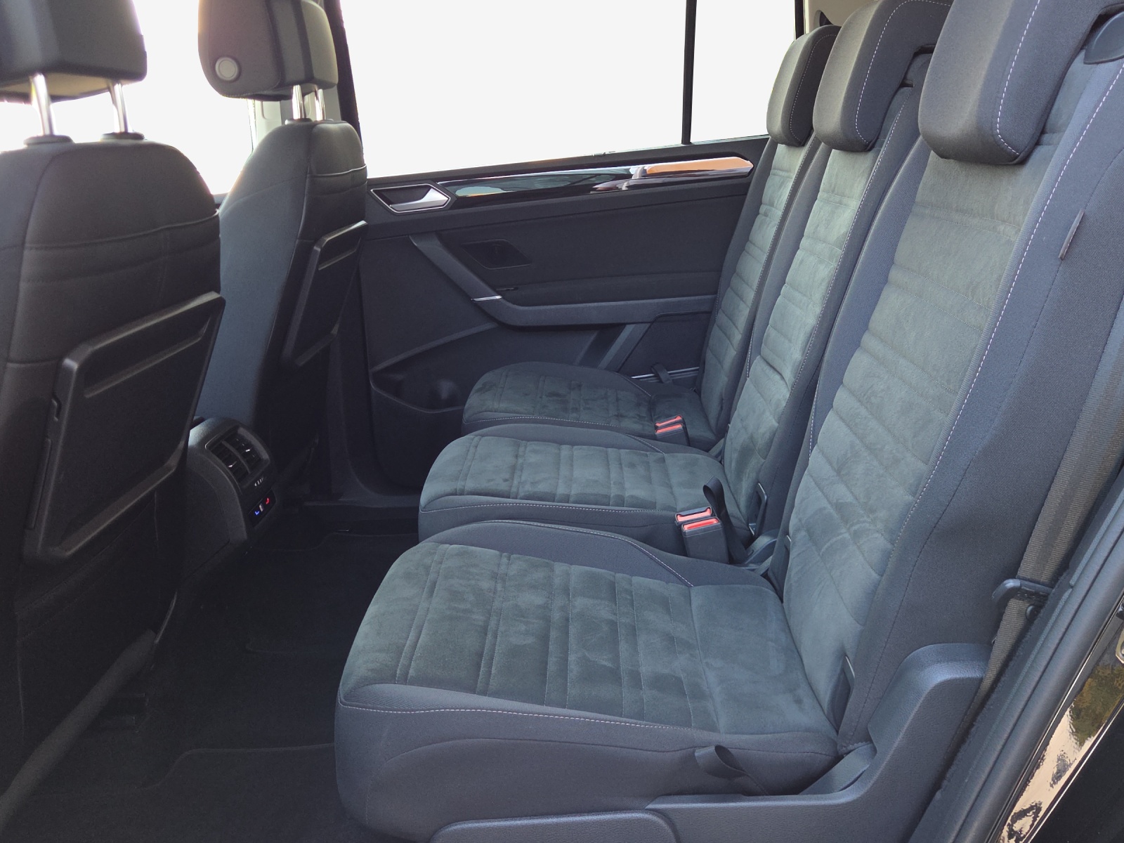 VW Touran 1.5 TSI EVO Highline DSG-image-11