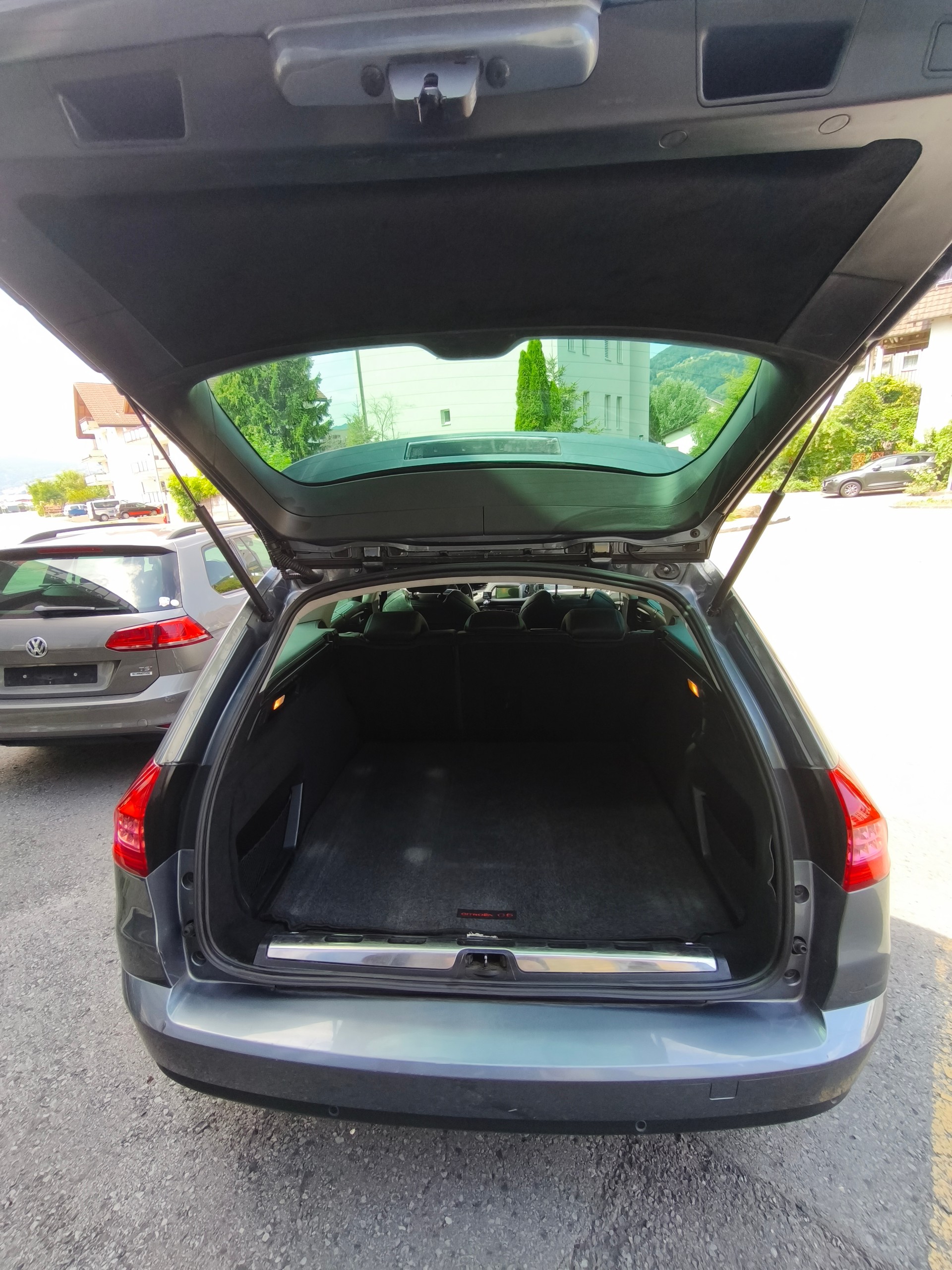 CITROEN 2.0 HDi FAP TR-image-2