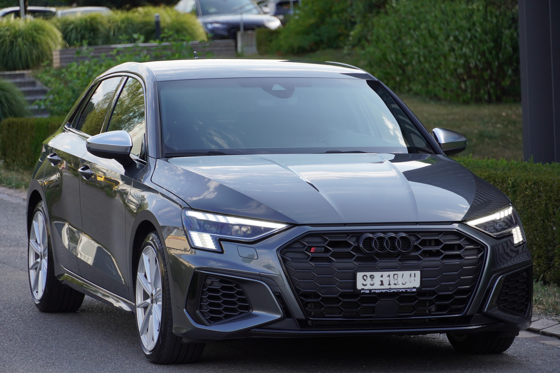 AUDI S3 Sportback 2.0 TFSI quattro S-tronic-image-2