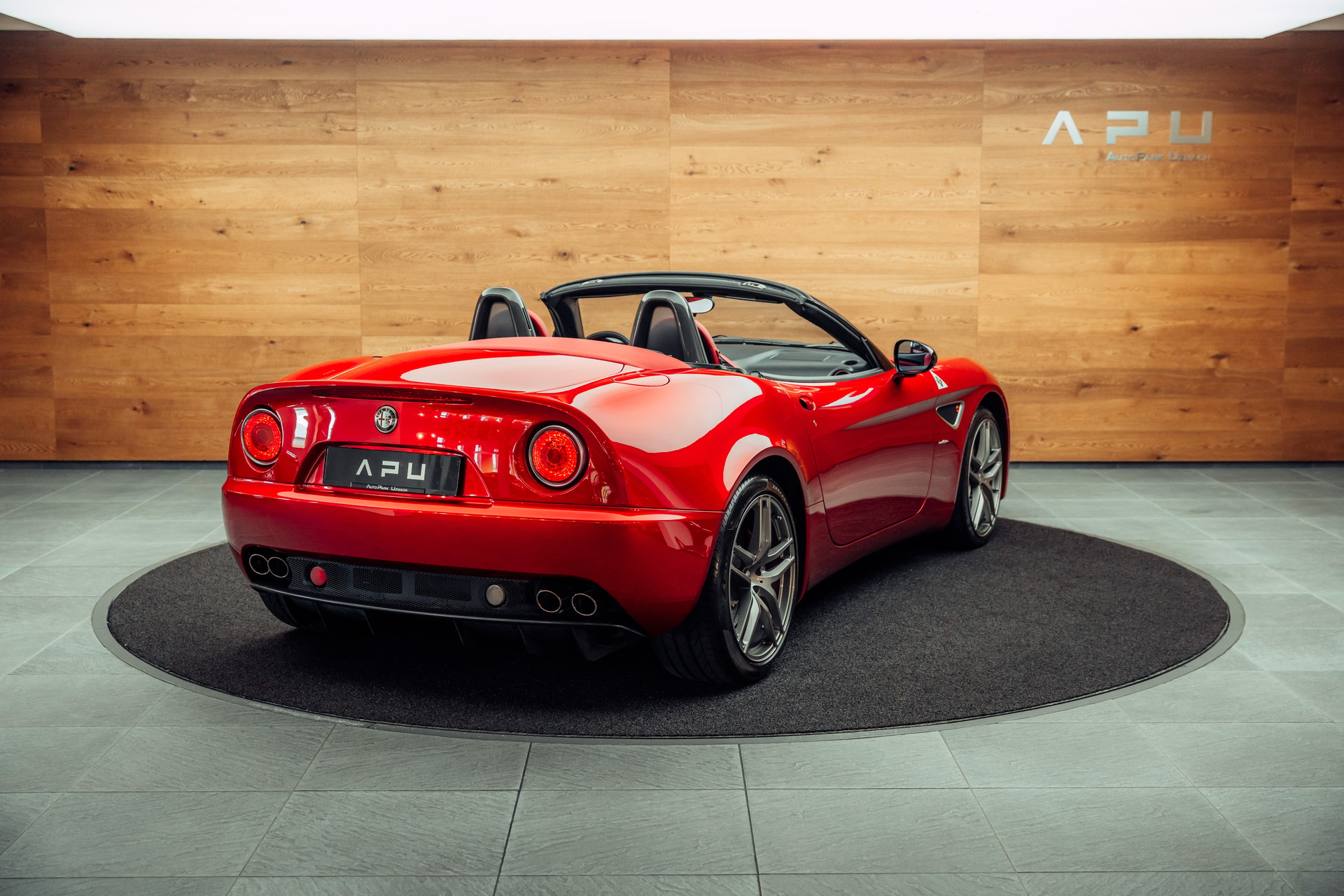 ALFA ROMEO 8C Spider 1/500-image-1