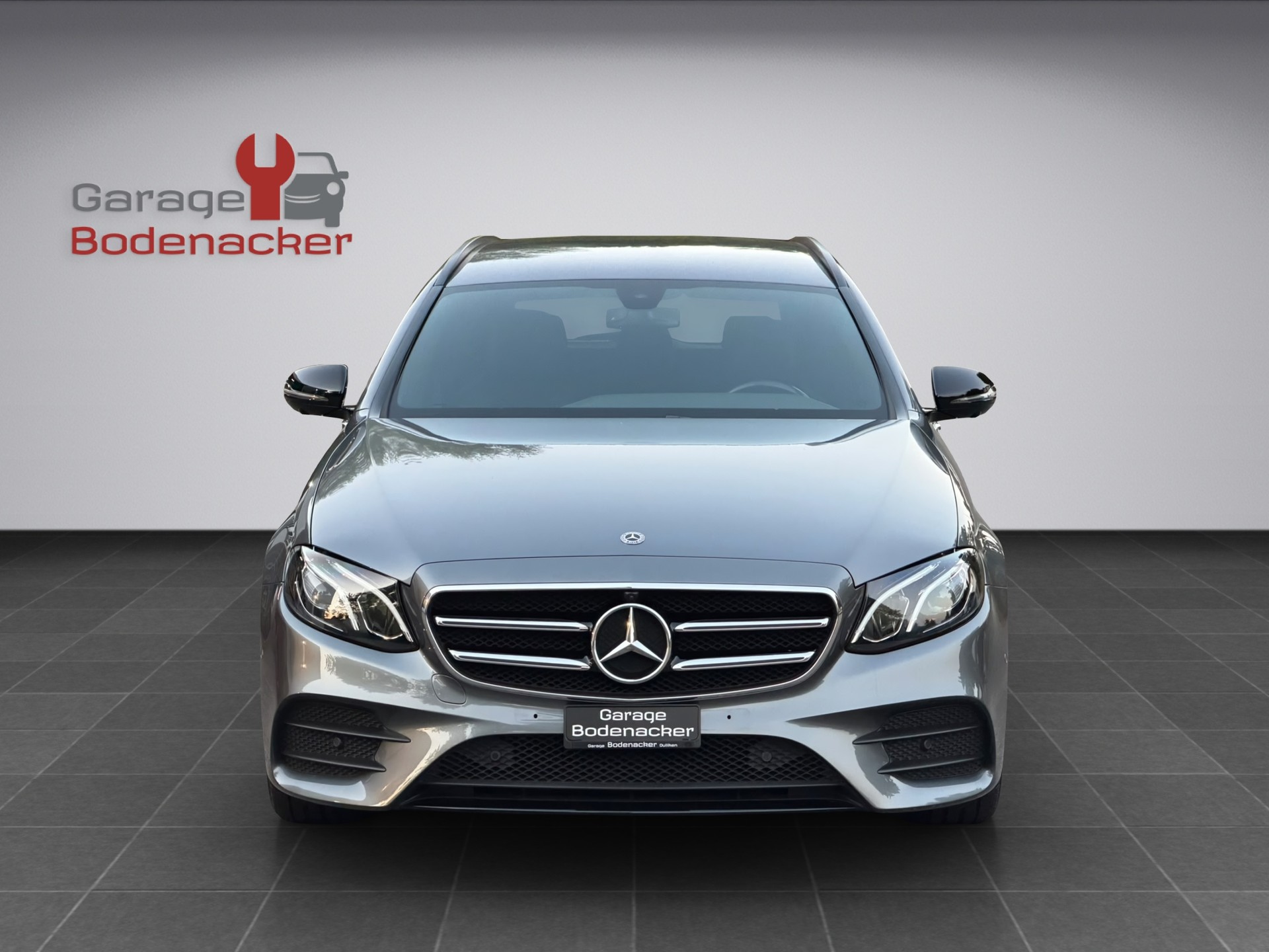 MERCEDES-BENZ E 200 d AMG Line 9G-Tronic * Night-Paket *-image-13