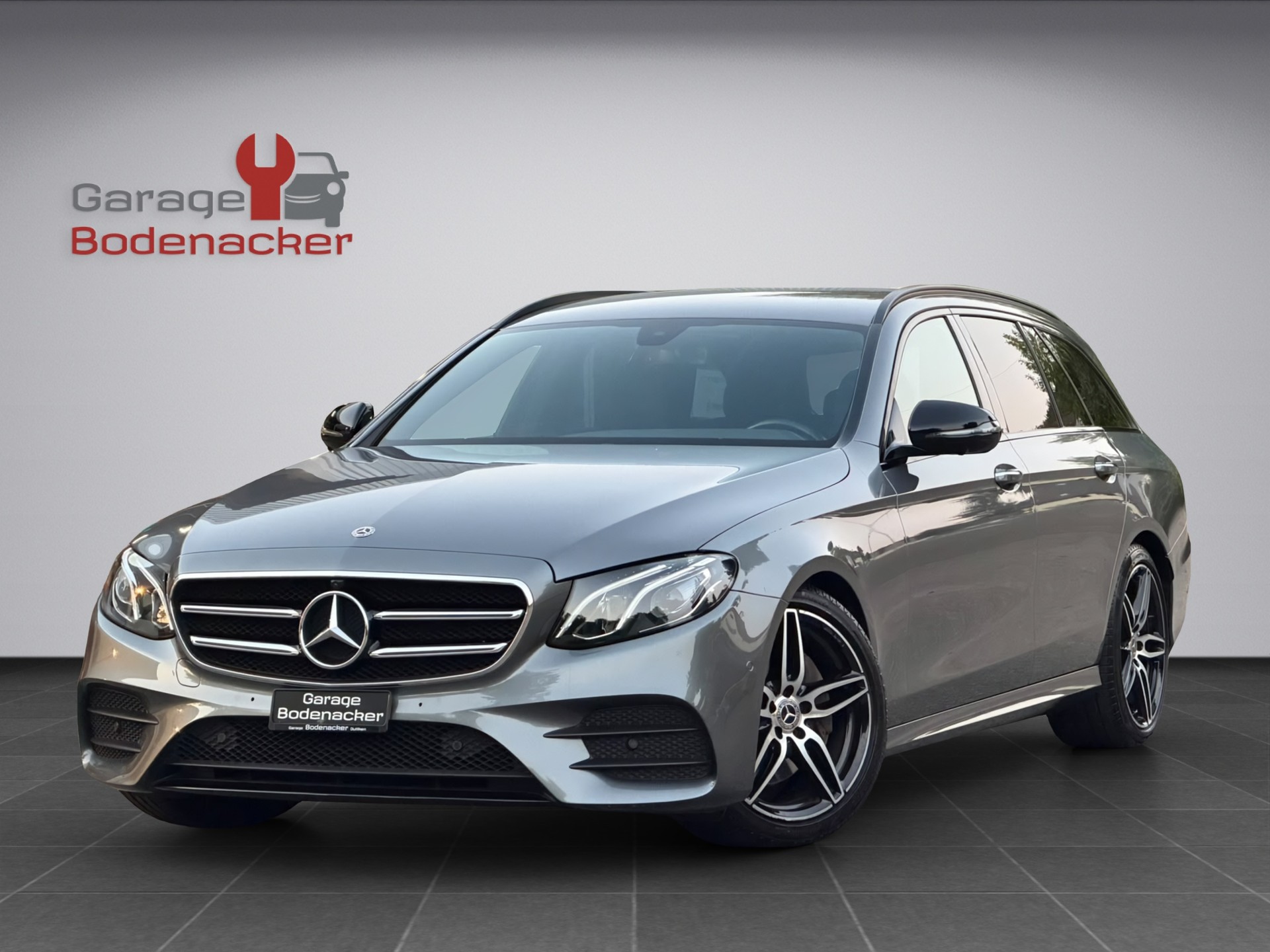 MERCEDES-BENZ E 200 d AMG Line 9G-Tronic * Night-Paket *-image-0