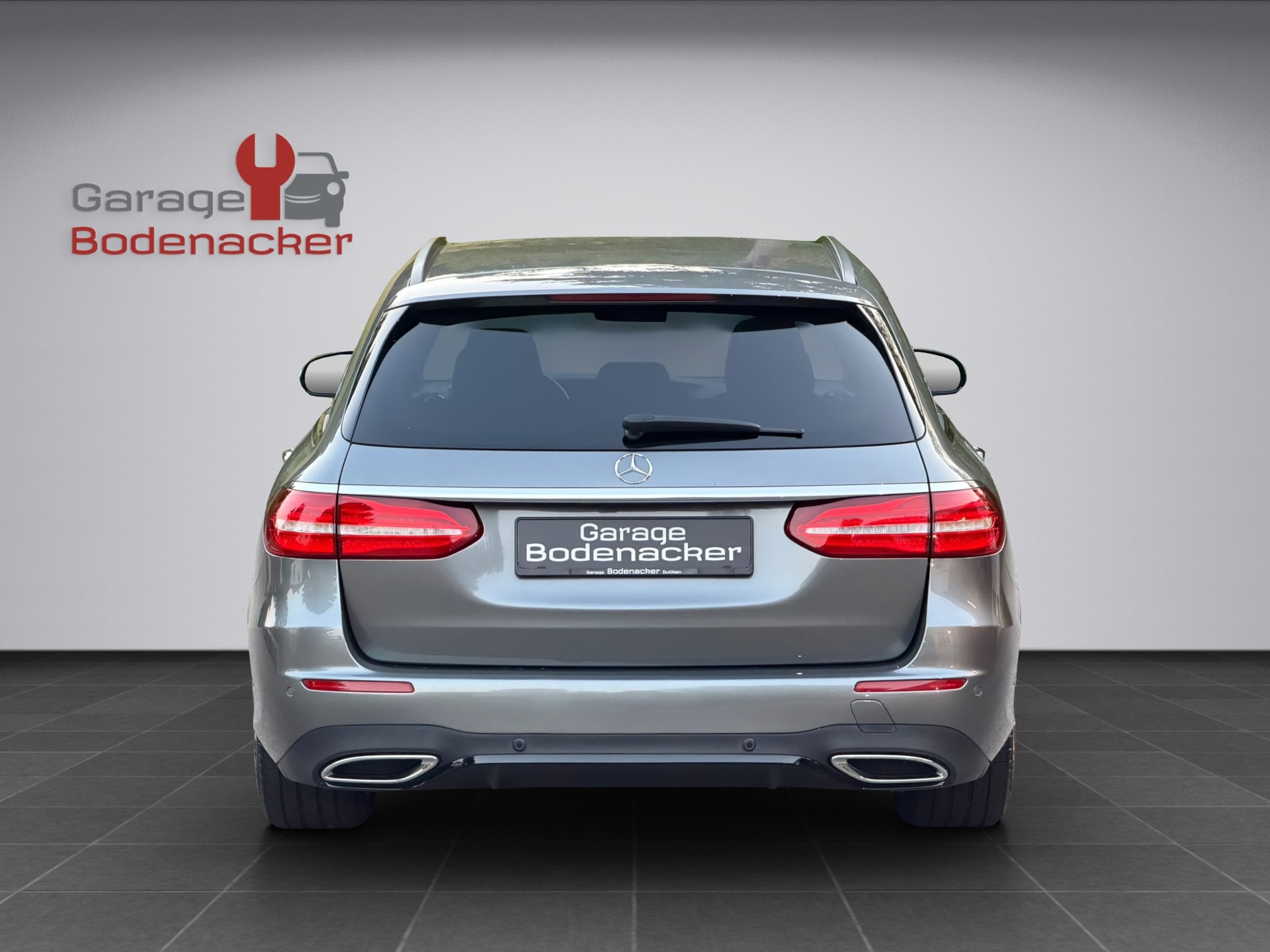 MERCEDES-BENZ E 200 d AMG Line 9G-Tronic * Night-Paket *-image-15