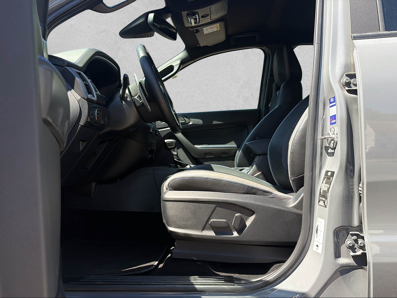 FORD Ranger XLT 2.0 Eco Blue 4x4 A-image-4