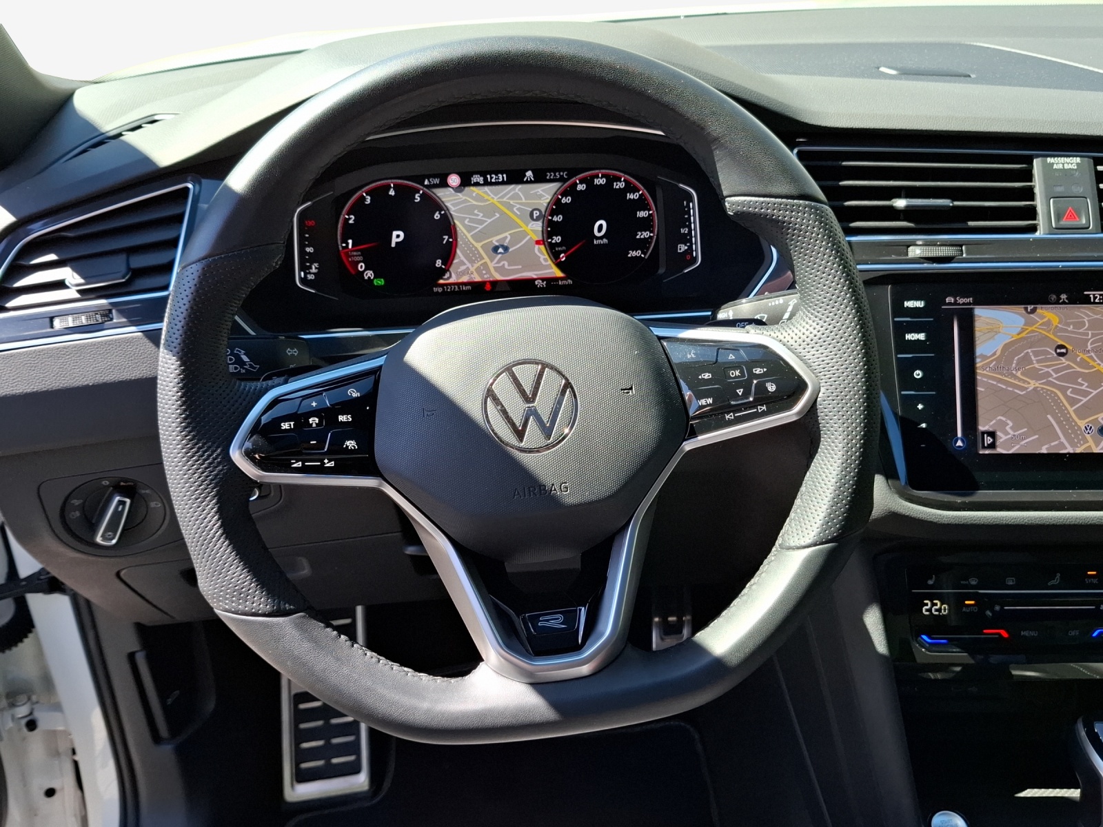 VW Tiguan 2.0TSI R-Line 4Motion DSG-image-9