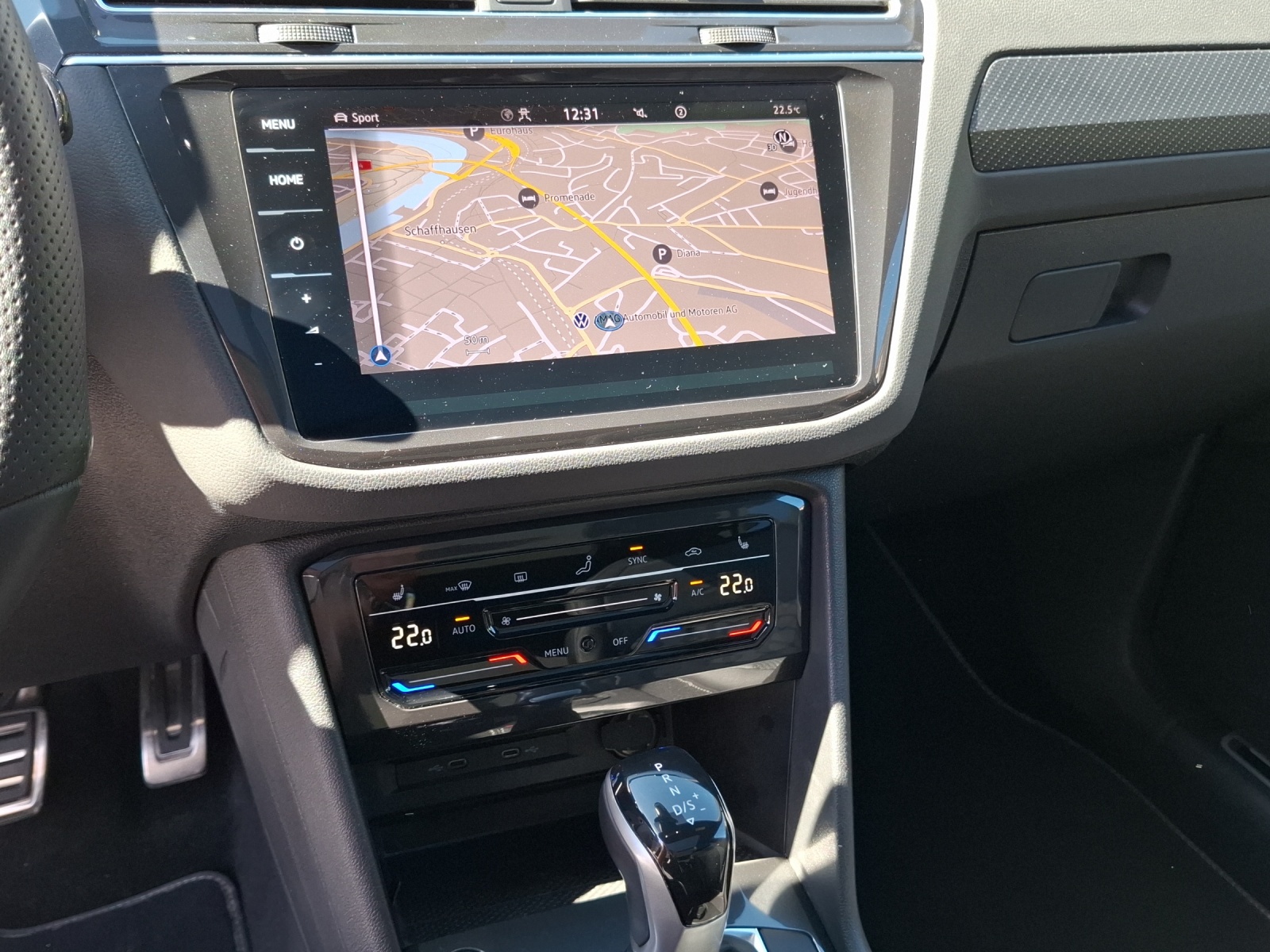 VW Tiguan 2.0TSI R-Line 4Motion DSG-image-10