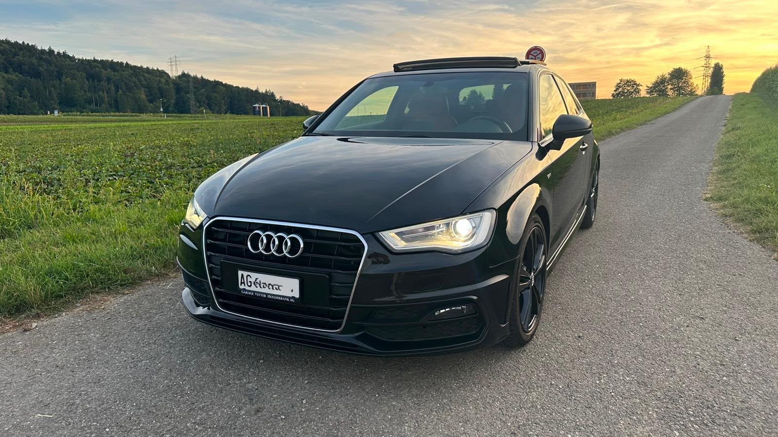 AUDI A3 2.0 TDI Attraction S-tronic-image-1