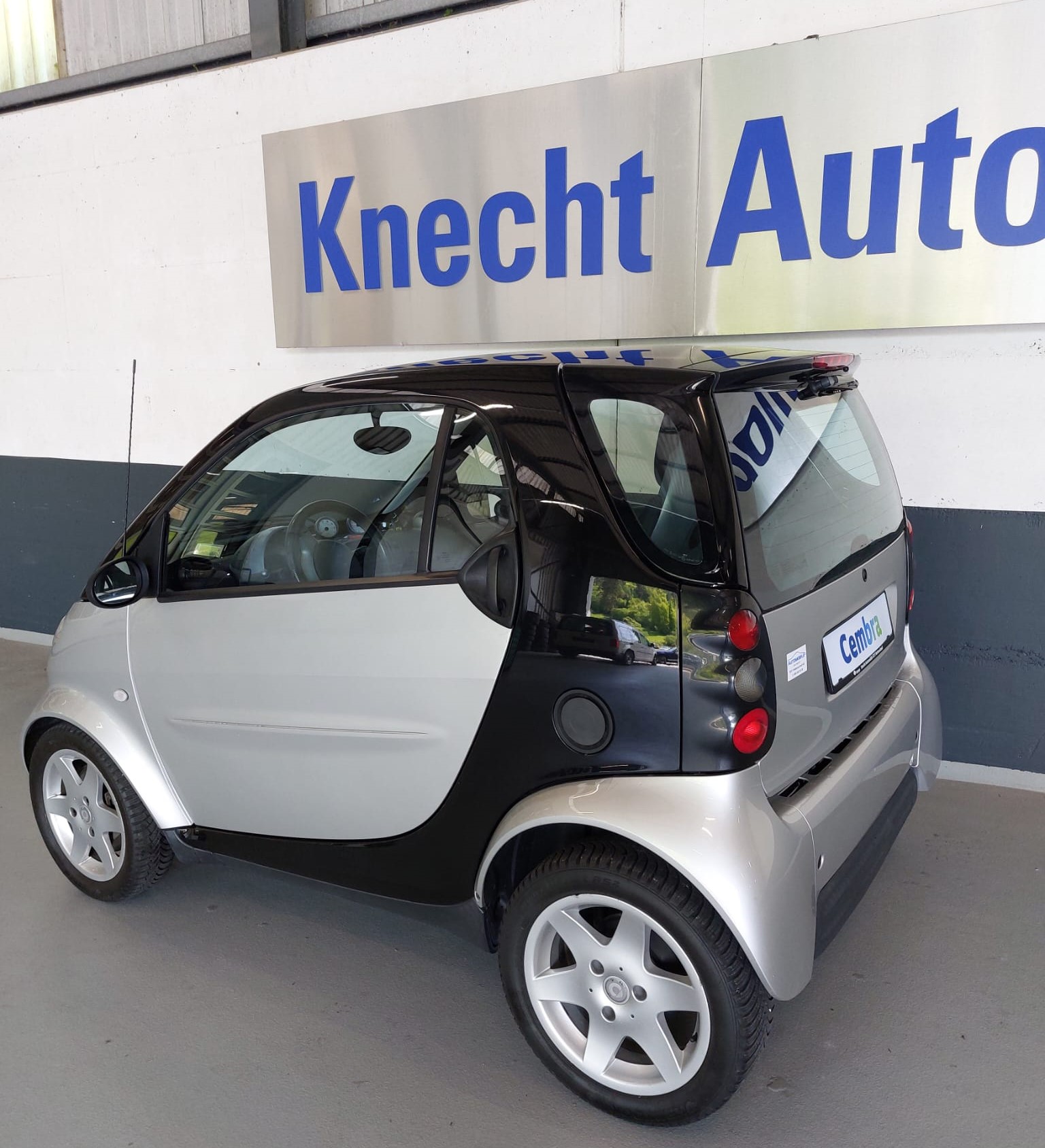 SMART fortwo pulse-image-1