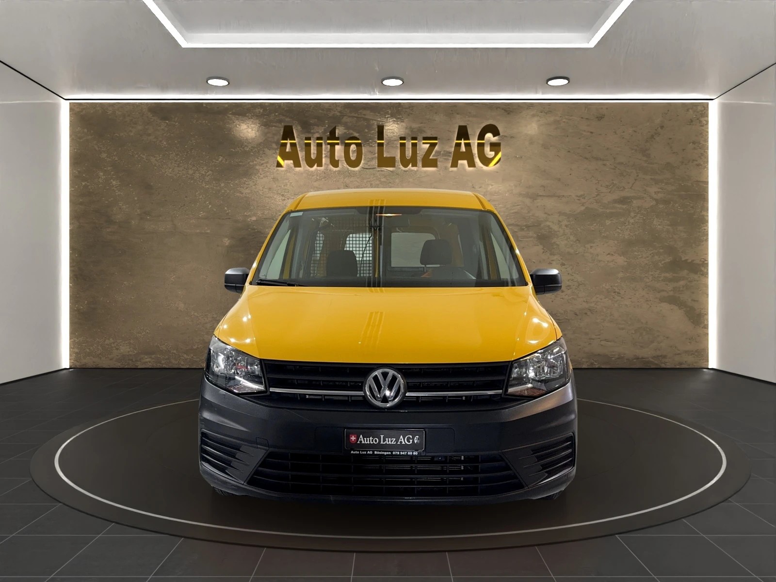 VW Caddy Maxi 2.0TDI 4Motion BlueMotion Technology-image-1