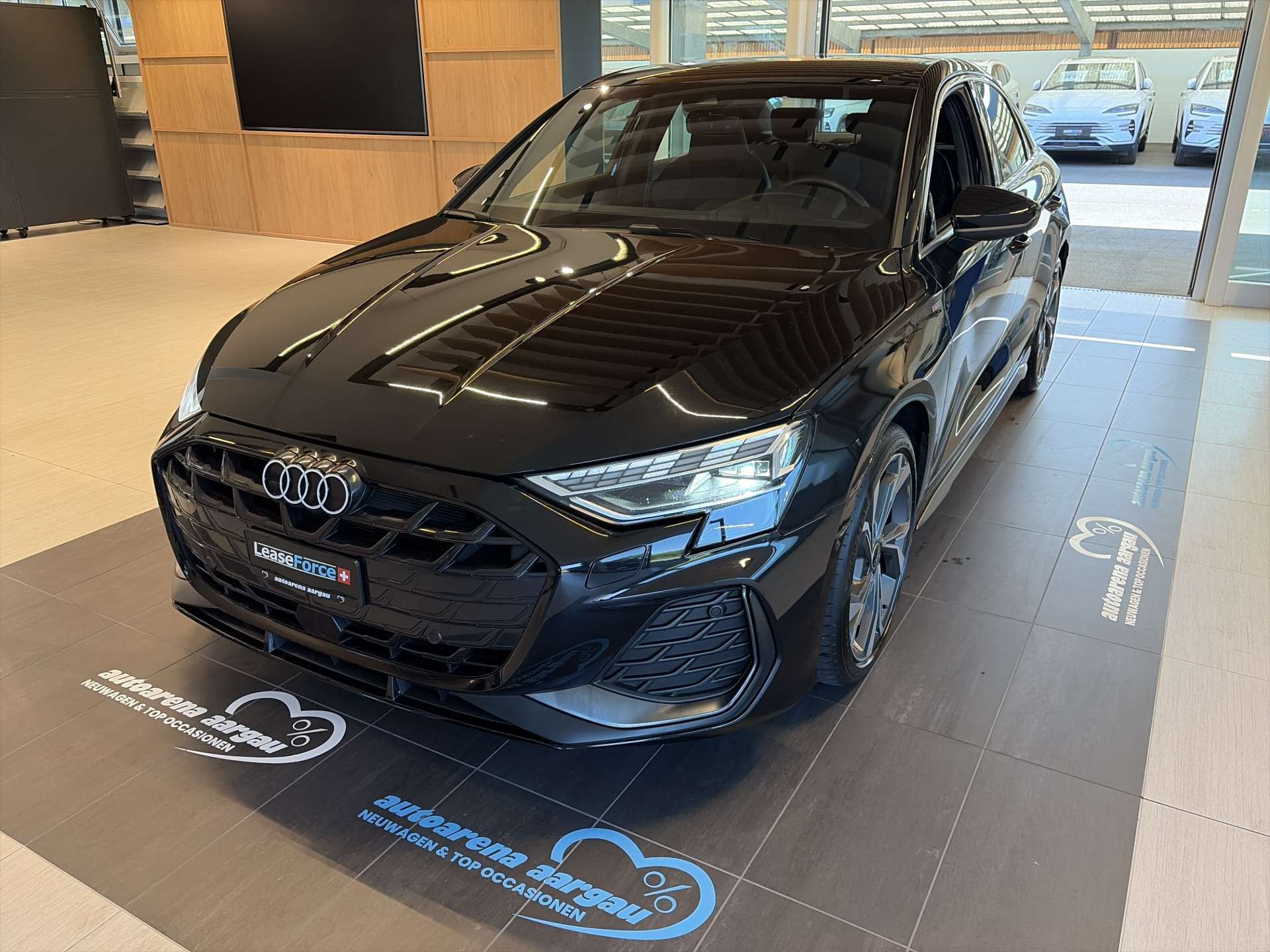 AUDI A3 Limousine 35 TFSi S-Line S-Tronic Automat-image-0
