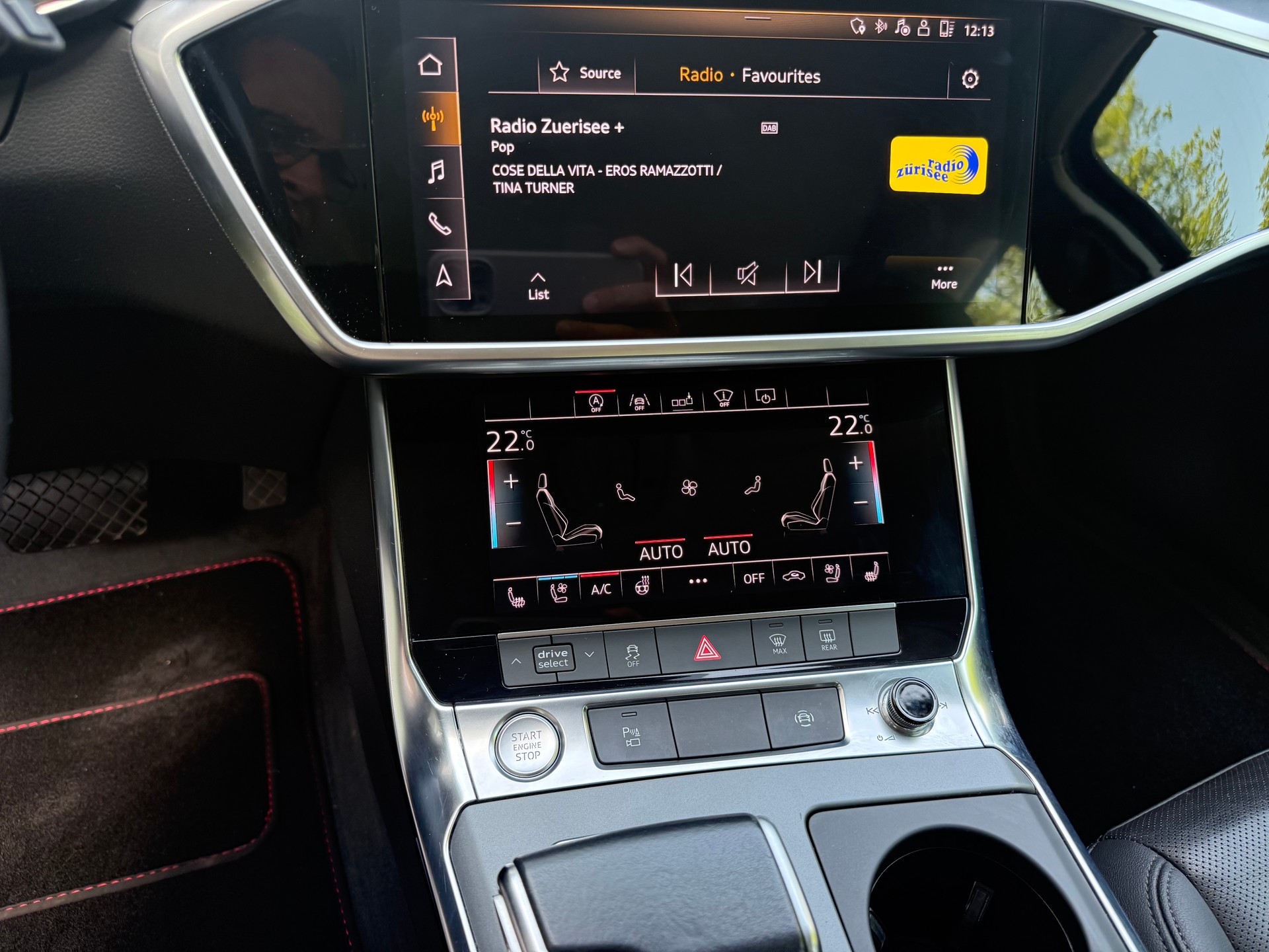 AUDI 2.0 40 TDI Sport Attraction quattro S-Tronic-image-5