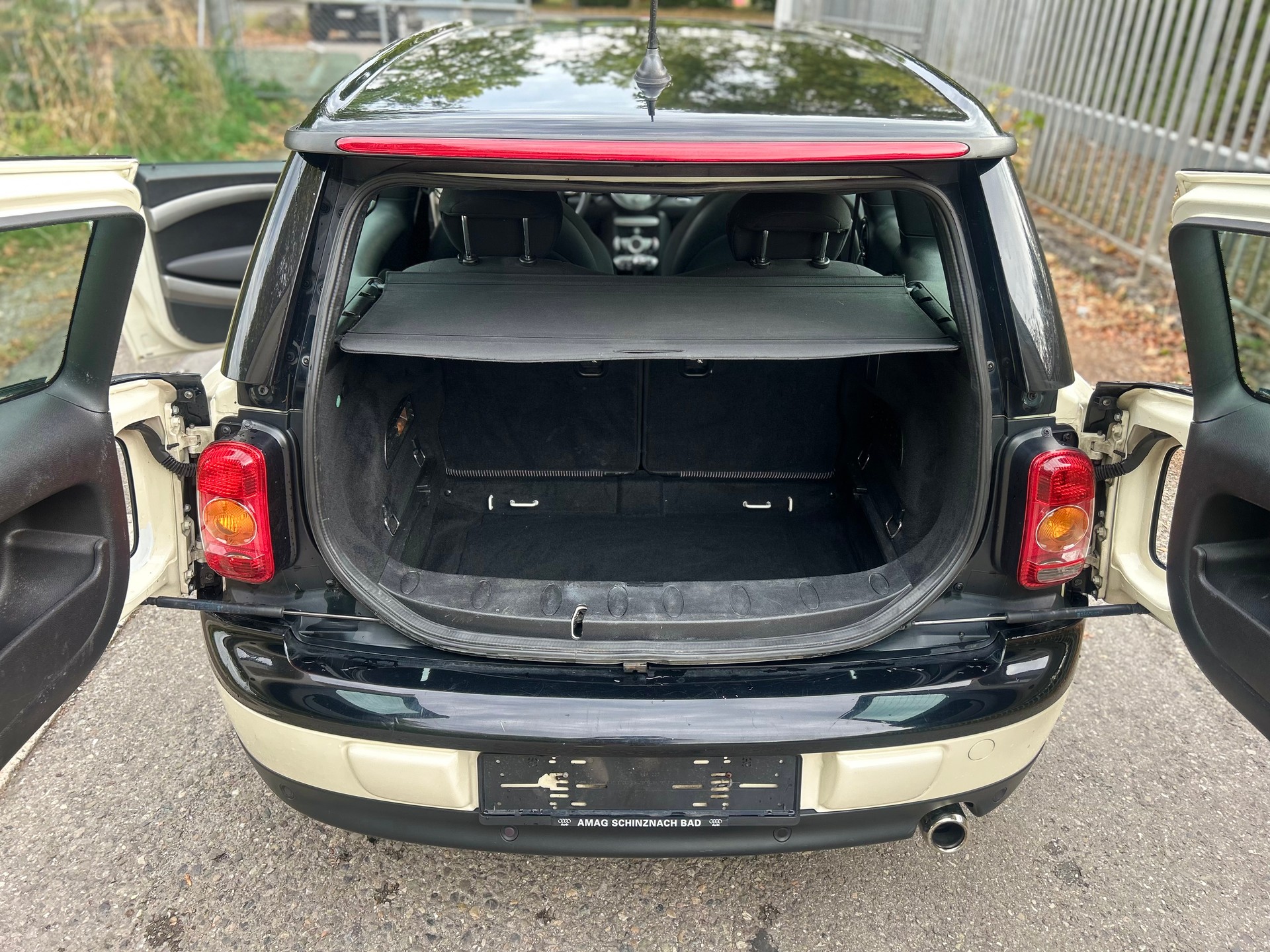 MINI Clubman Cooper-image-6