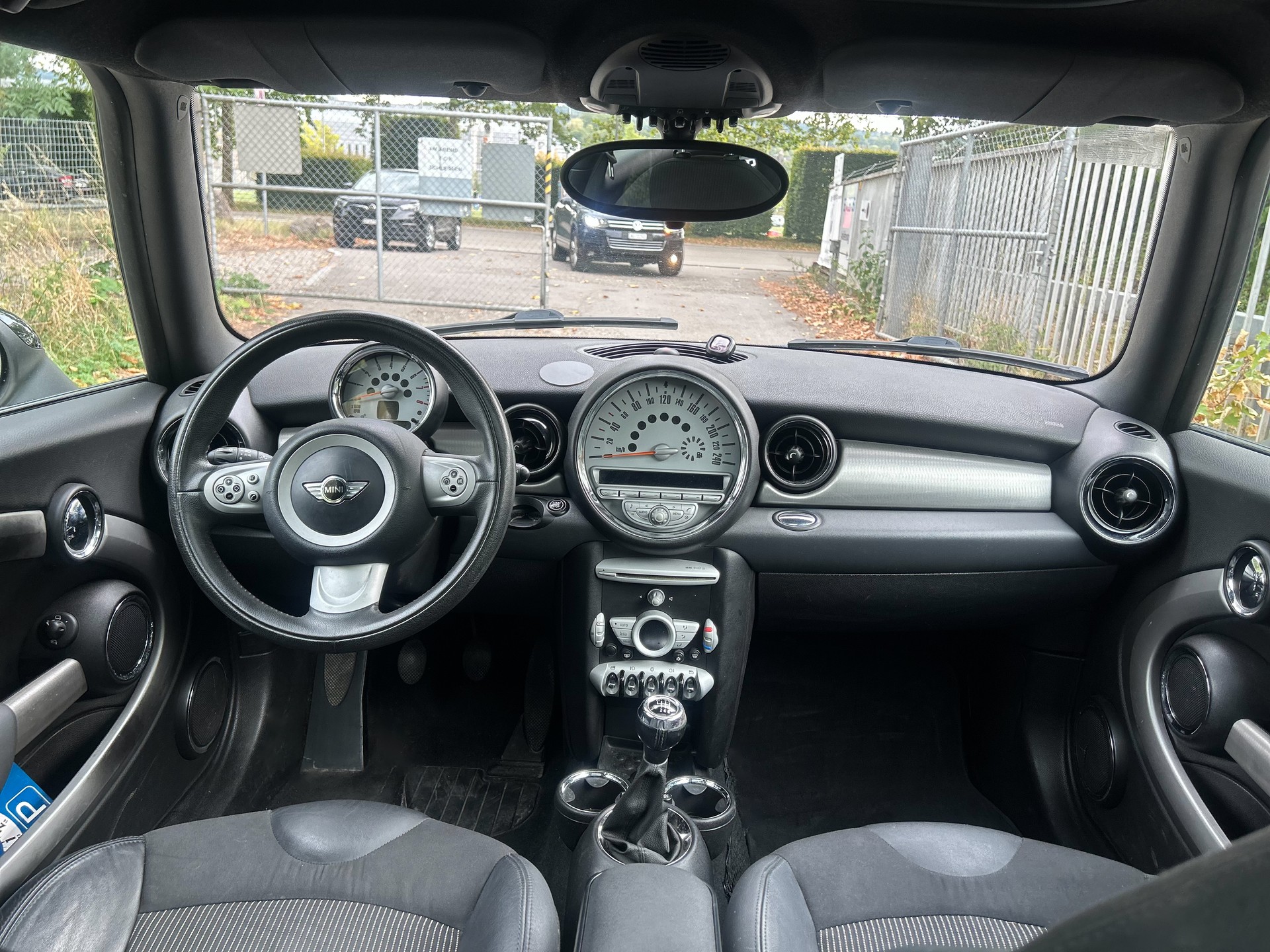 MINI Clubman Cooper-image-9