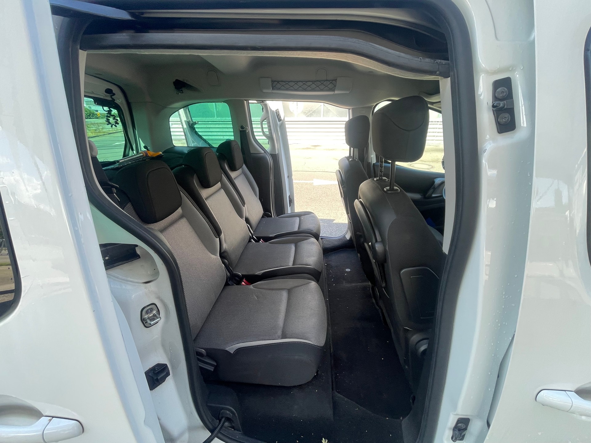 PEUGEOT Partner 1.6 Trendy Clim (Pack)-image-14