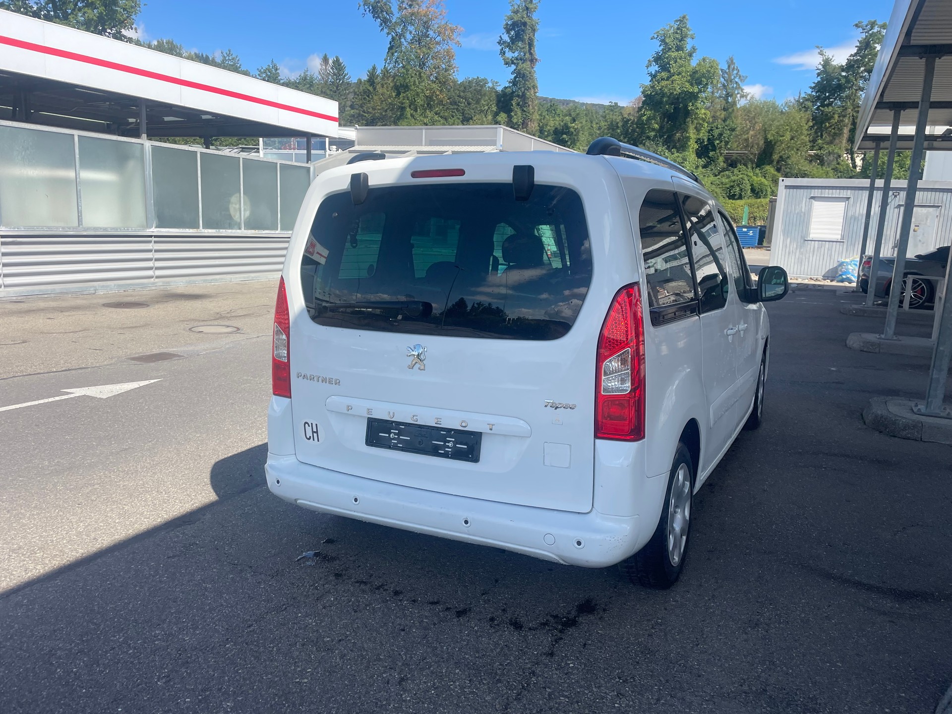 PEUGEOT Partner 1.6 Trendy Clim (Pack)-image-4