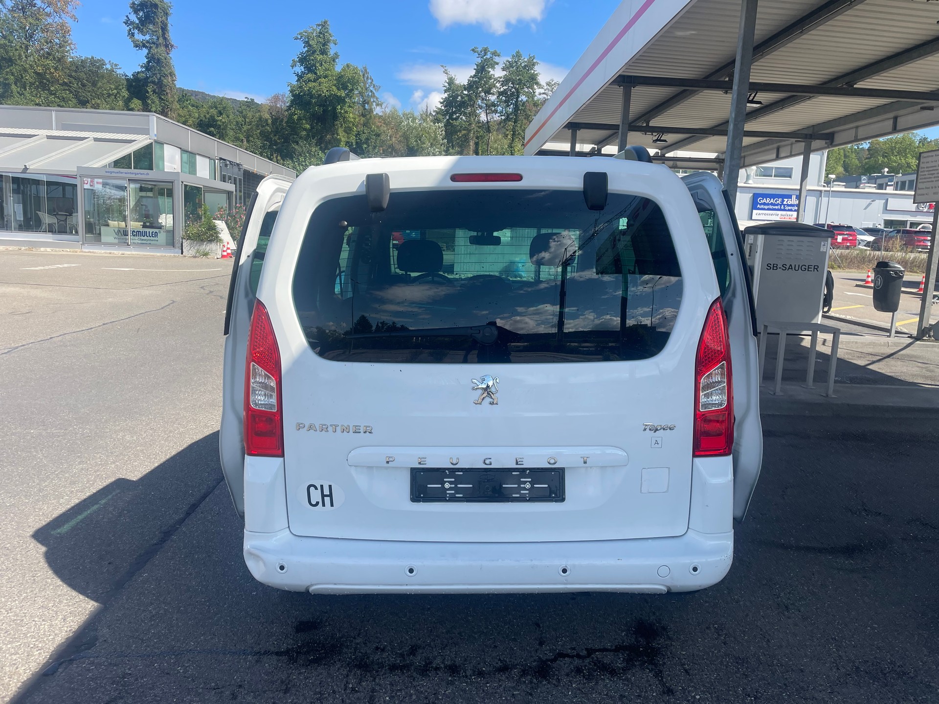 PEUGEOT Partner 1.6 Trendy Clim (Pack)-image-15