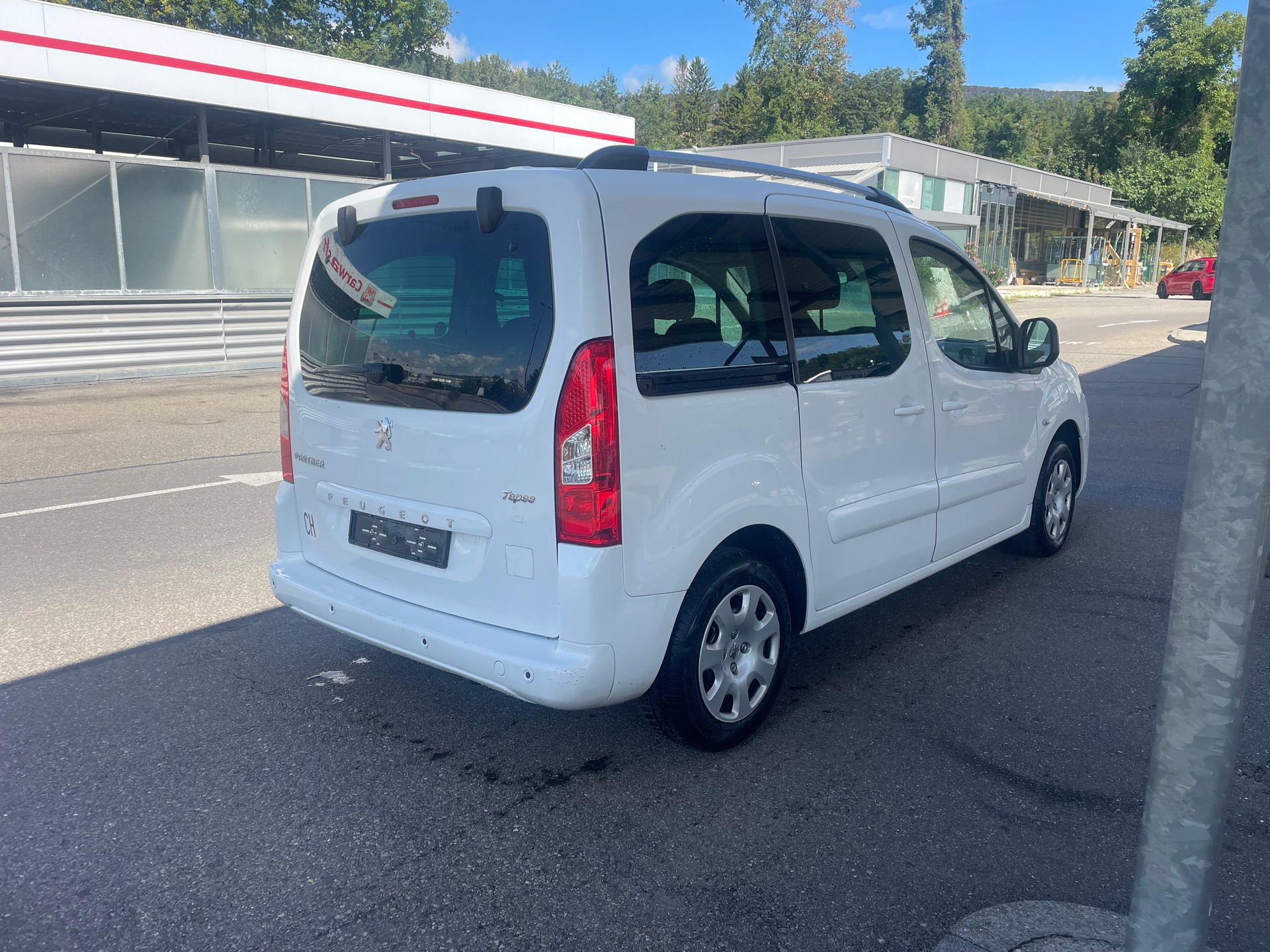 PEUGEOT Partner 1.6 Trendy Clim (Pack)-image-5