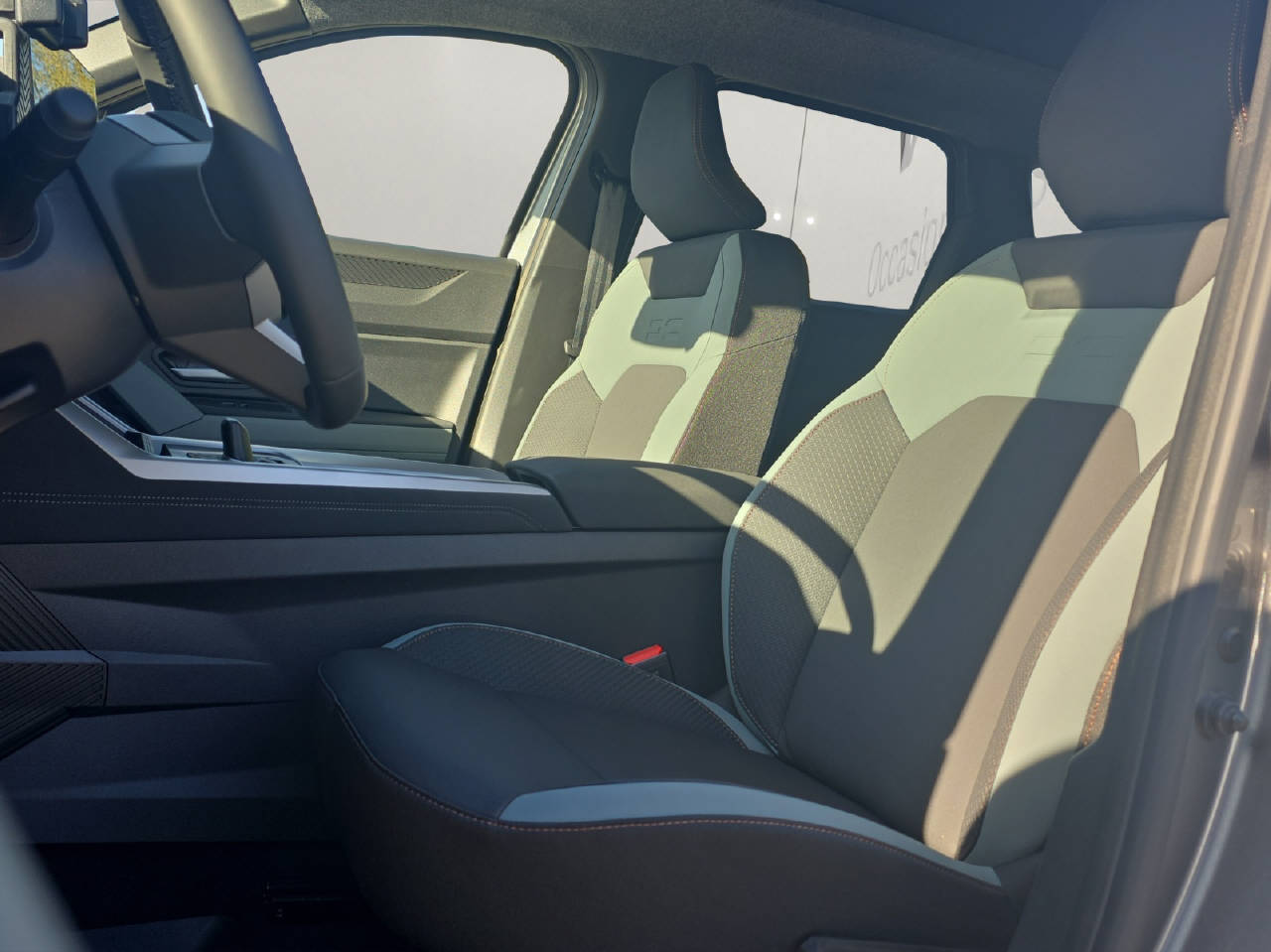 DACIA Bigster 1.8 Hybrid Extreme-image-9