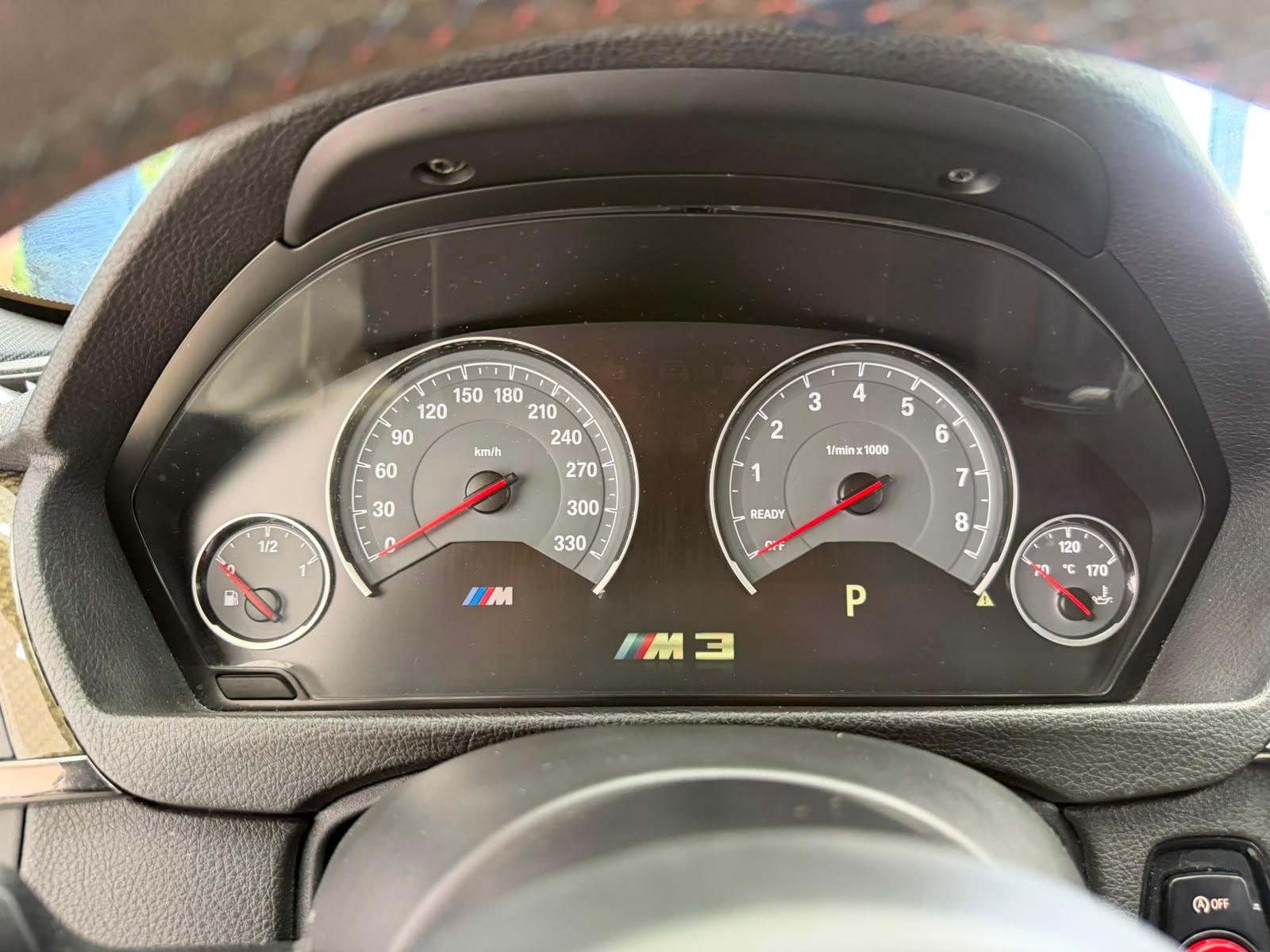 BMW M3 Drivelogic | Full Carbon | KW | Akrapovic | CH- Fahrzeug |-image-9