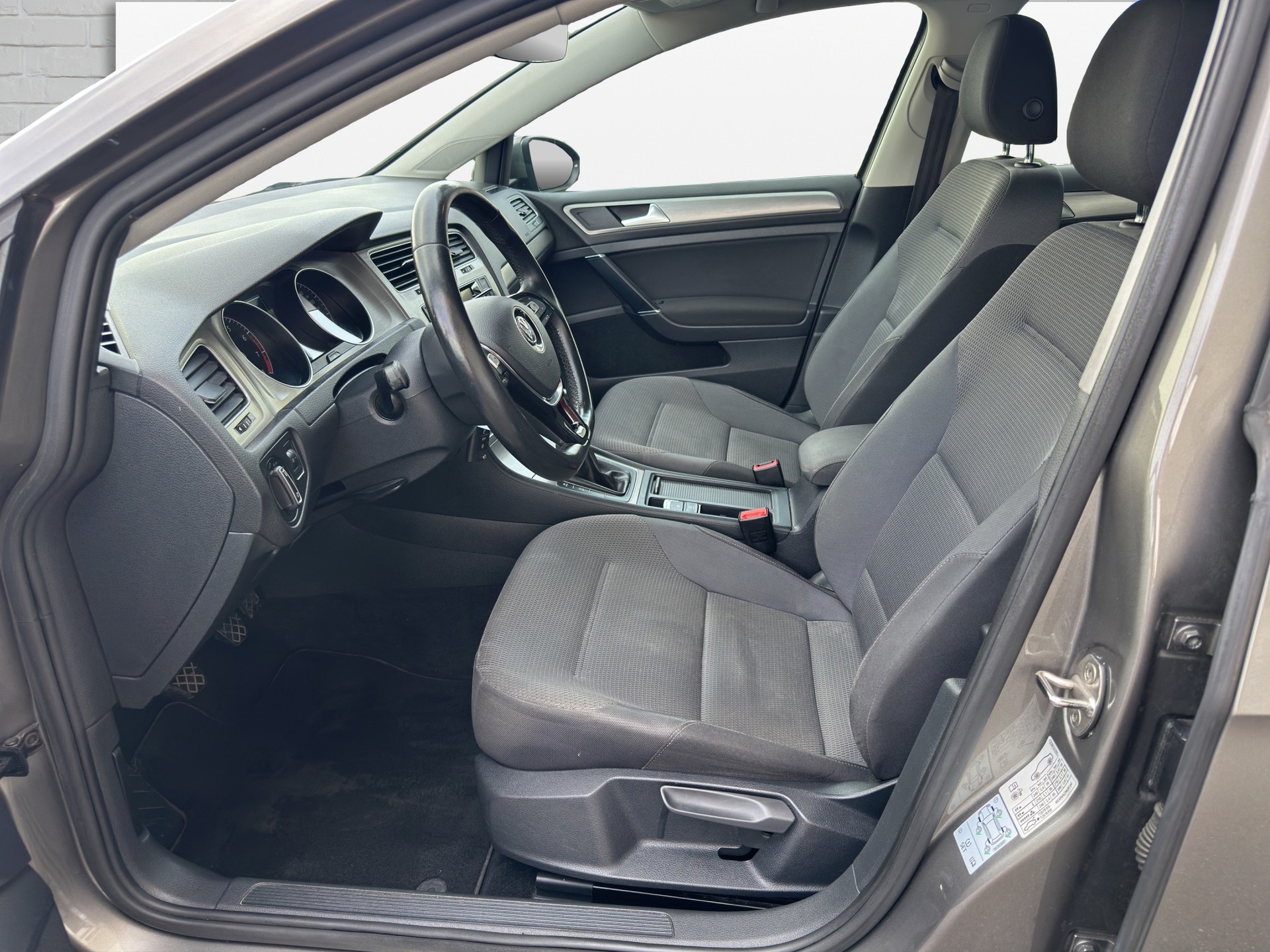 VW Golf 1.4 TSI Comfortline Start-image-9