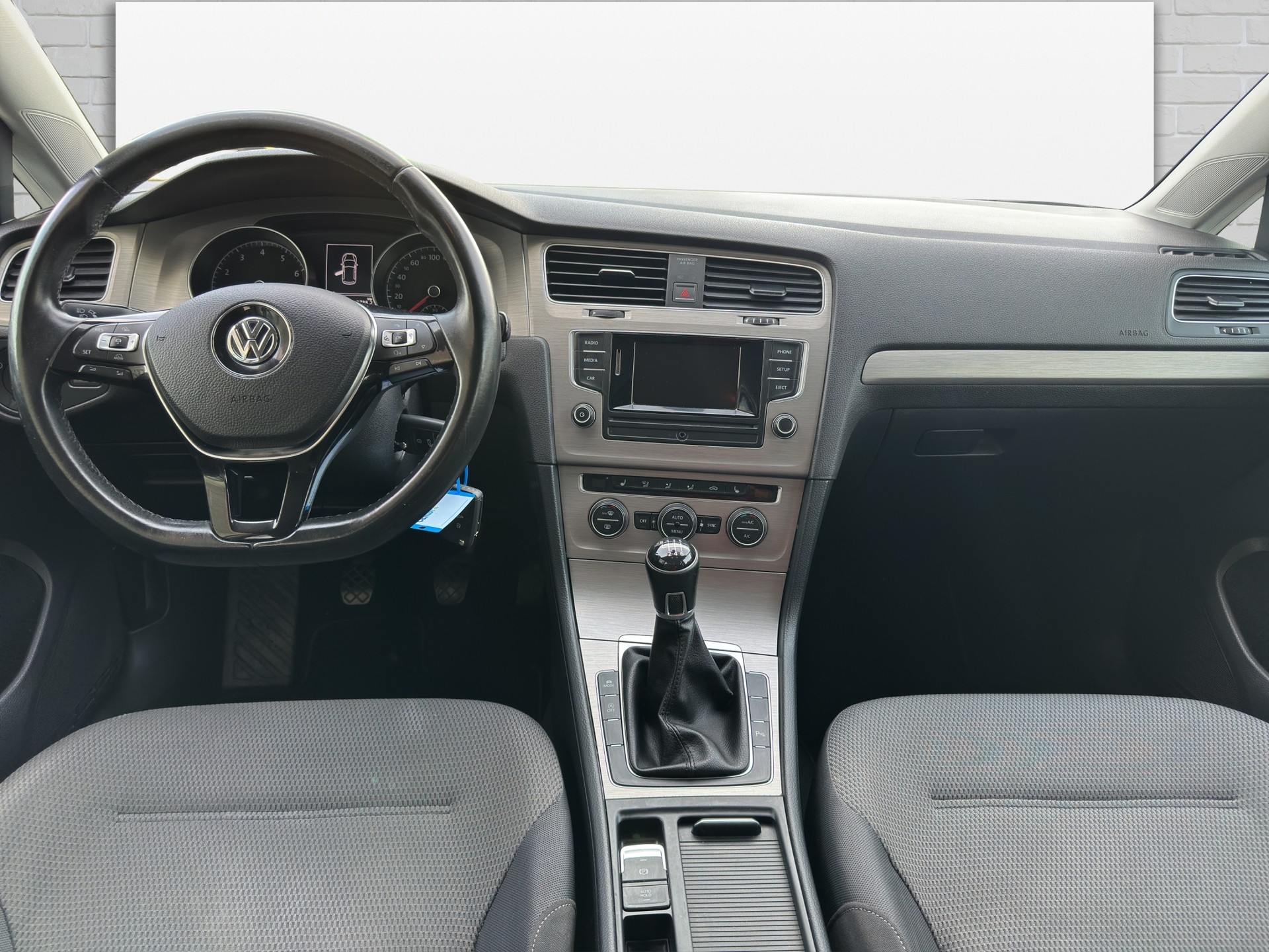 VW Golf 1.4 TSI Comfortline Start-image-7