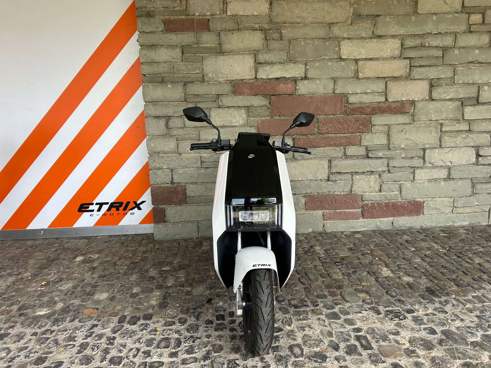 ECOOTER Mit Rack-showroom-element-3