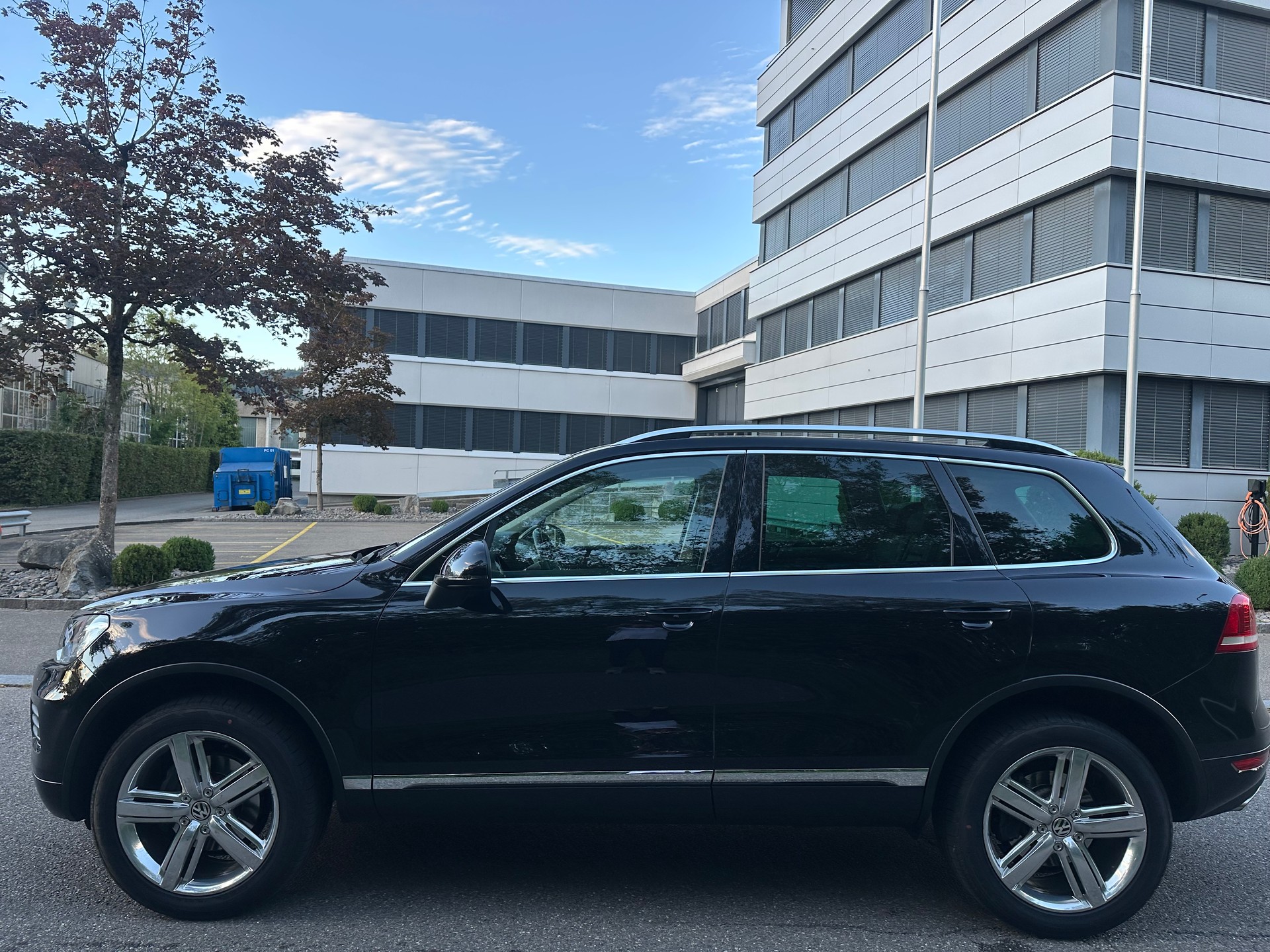 VW Touareg 3.0 TDI BlueMotion Technology Tiptronic-image-13