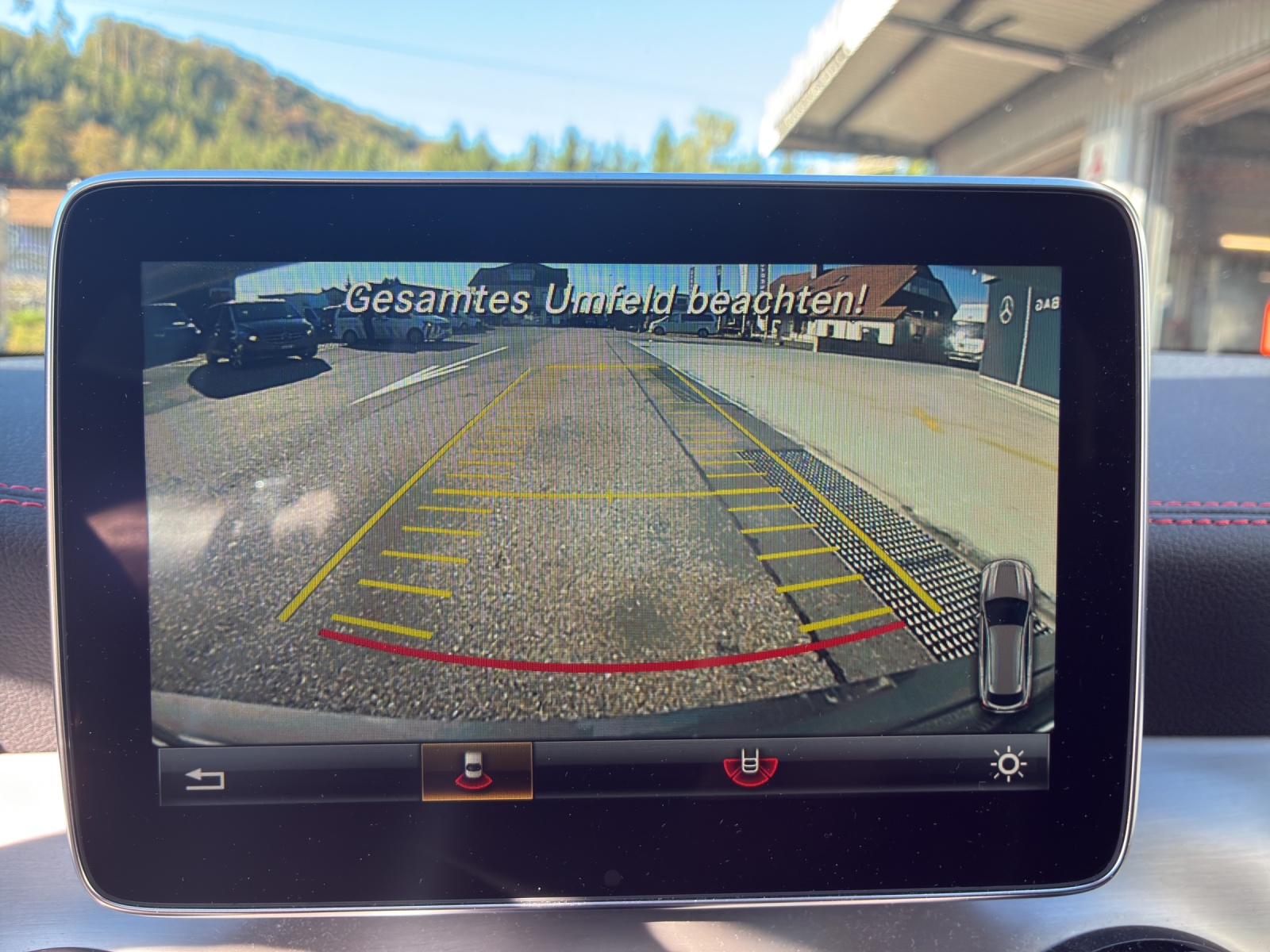 MERCEDES-BENZ CLA Shooting Brake 45 AMG 4Matic Speedshift-image-12