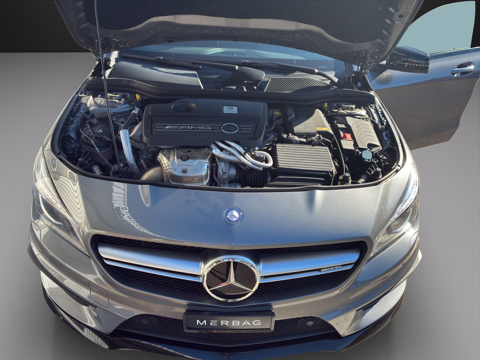 MERCEDES-BENZ CLA Shooting Brake 45 AMG 4Matic Speedshift-image-17