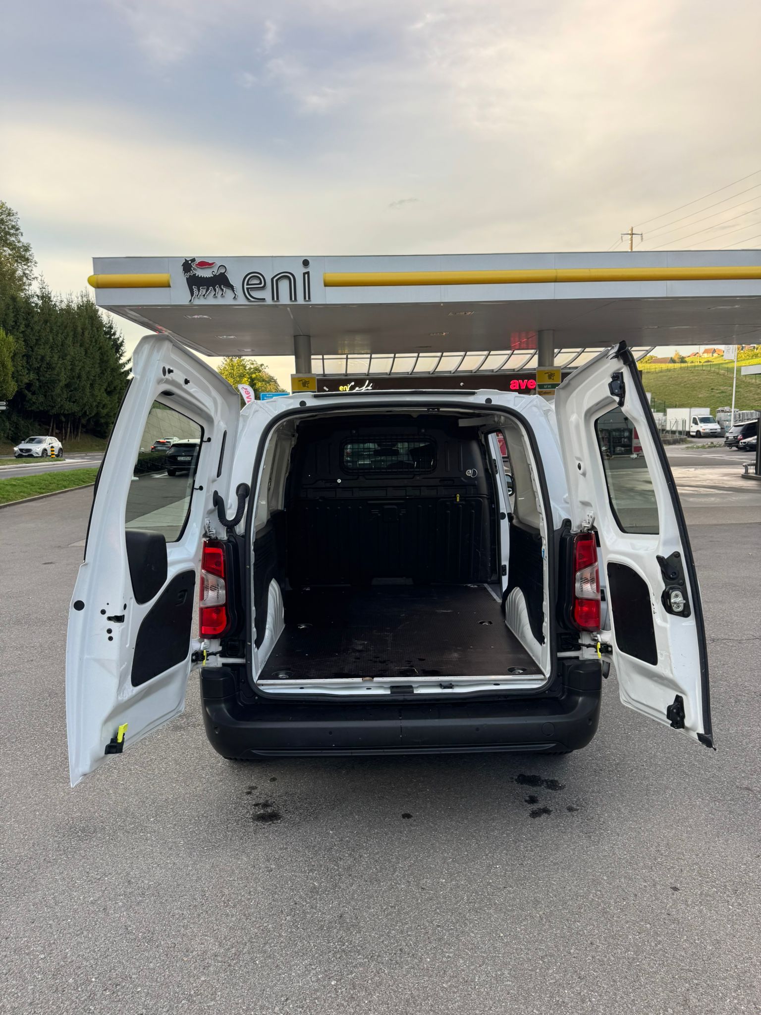FIAT Doblo 1.5 BlueHDi L2 Crew Cab Plus-image-15
