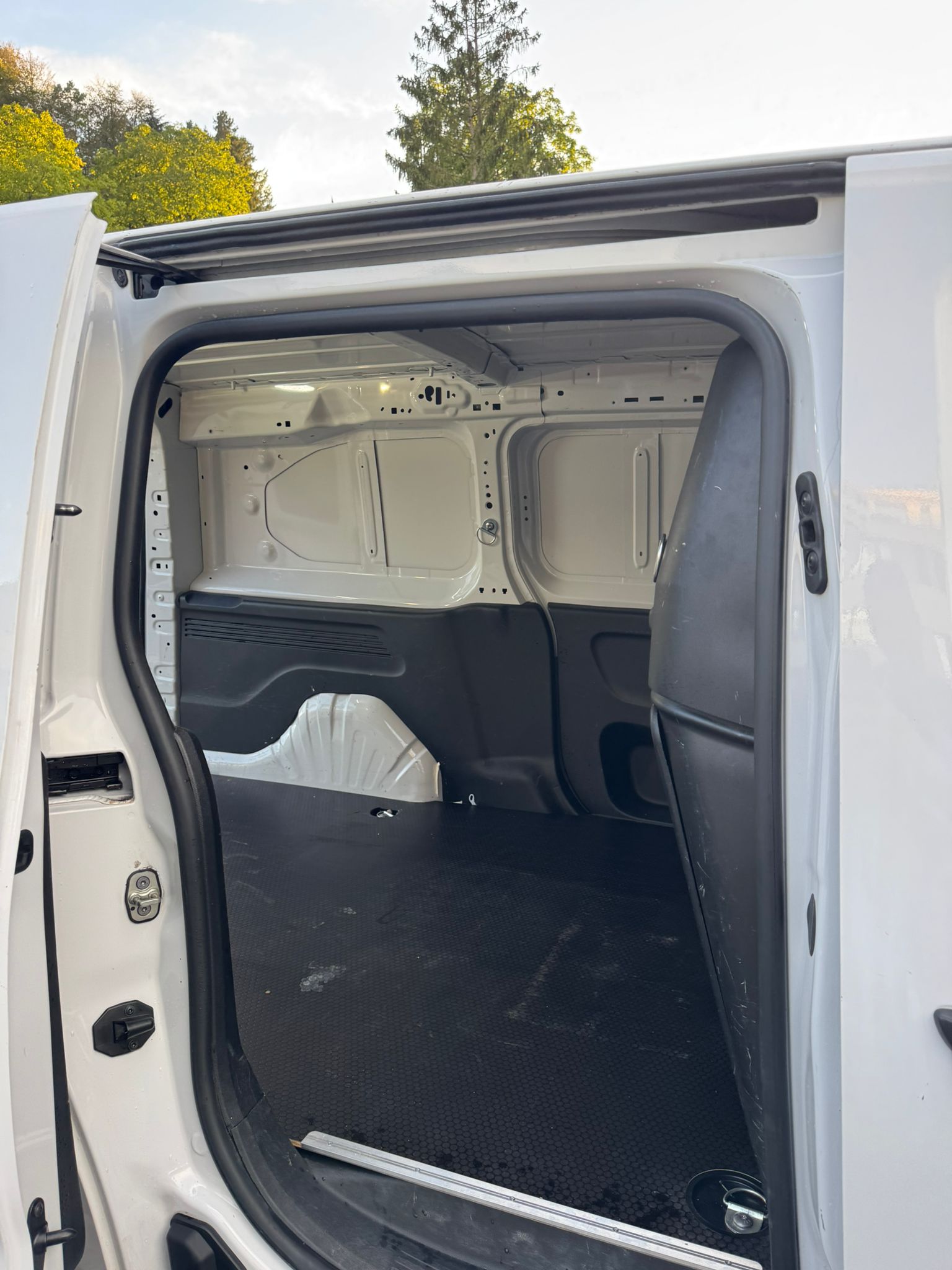 FIAT Doblo 1.5 BlueHDi L2 Crew Cab Plus-image-14