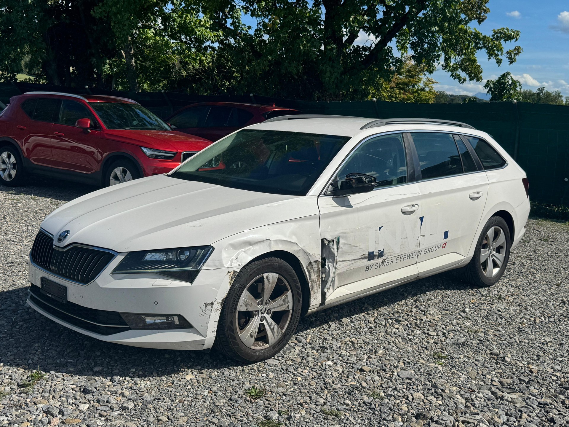 SKODA Superb Combi 2.0 TDi Ambition DSG-image-4