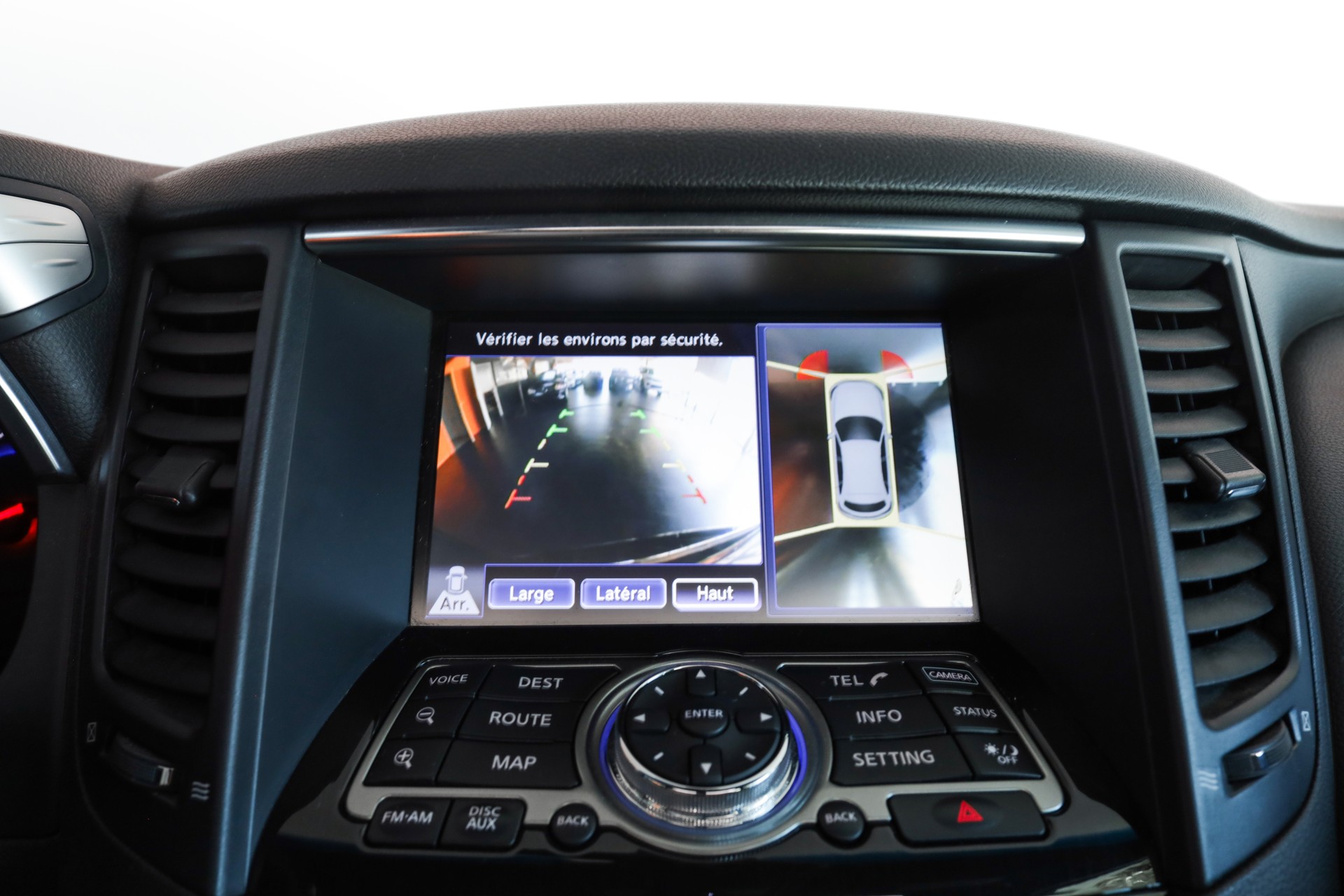 INFINITI FX50 S Premium AWD Automatic-image-11