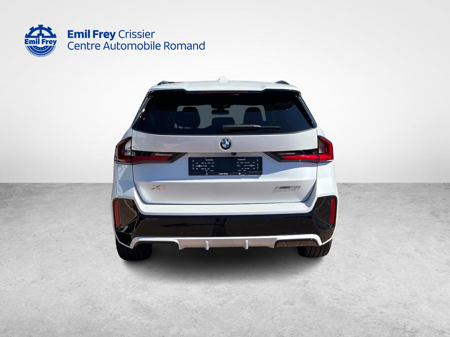 BMW X1 23i xDrive-image-3