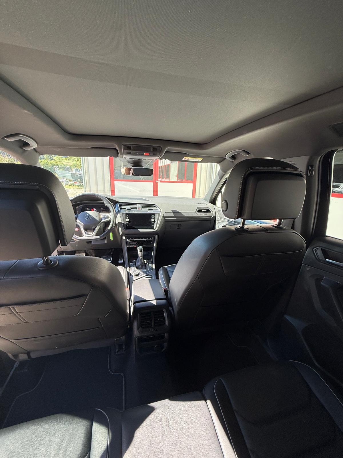 VW Tiguan 2.0TSI R-Line 4Motion DSG-image-11