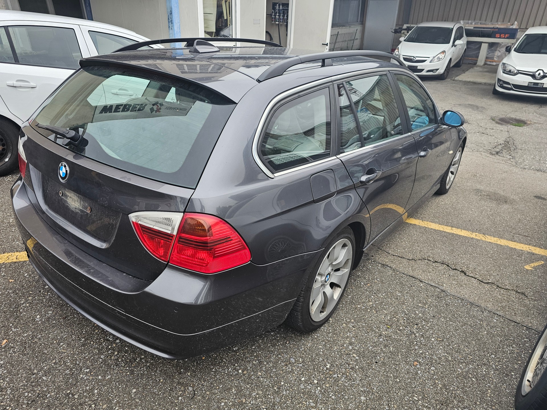 BMW 325xi Touring more4you-image-3