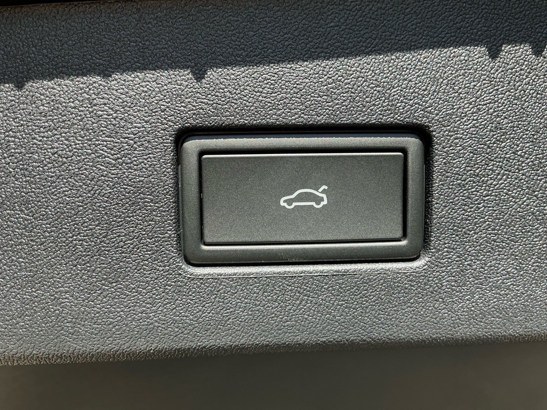 VW Tayron 1.5 TSI eHybrid 150 kW Life *** ANHÄNGERKUPPLUNG & 360° KAMERA ***-image-27