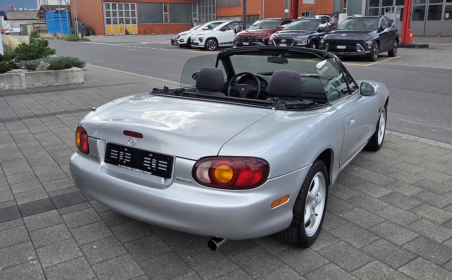MAZDA MX-5 1.8i-16 Youngster-image-16
