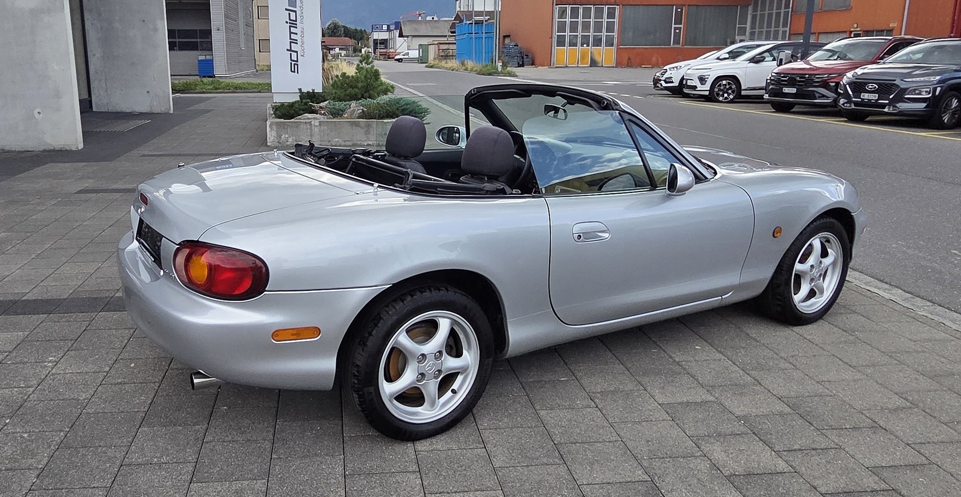 MAZDA MX-5 1.8i-16 Youngster-image-15