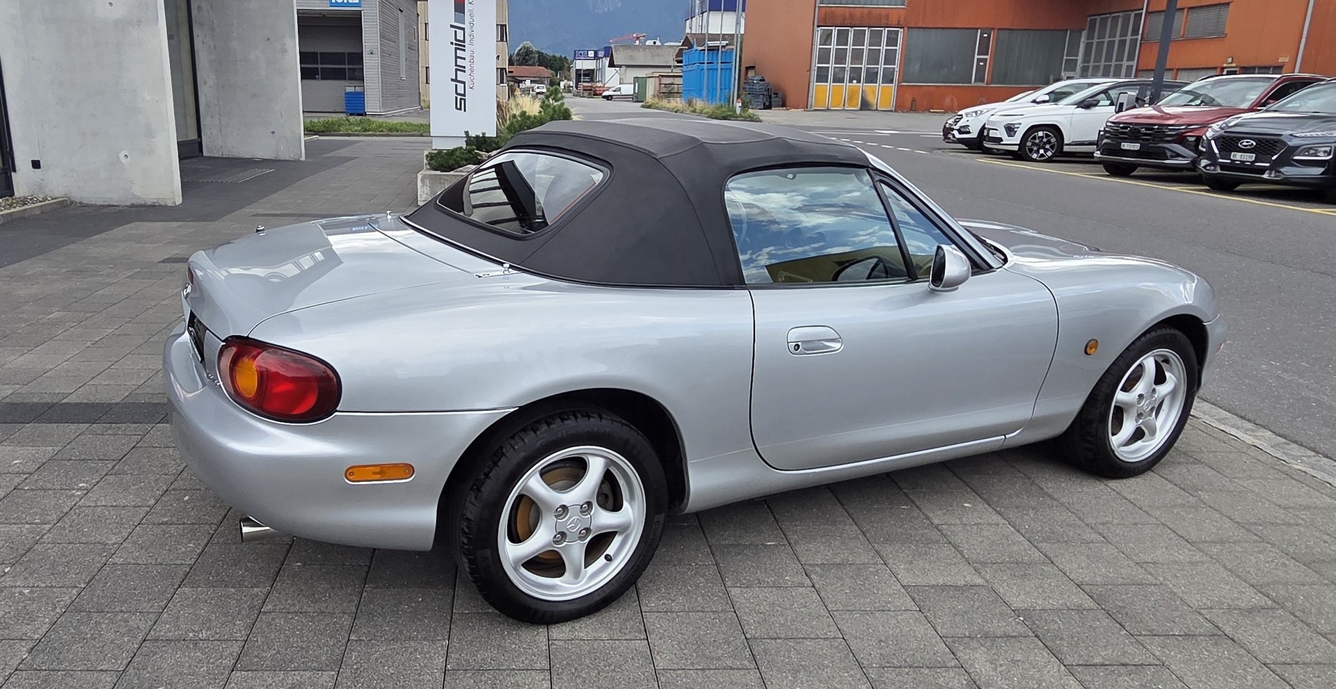 MAZDA MX-5 1.8i-16 Youngster-image-3