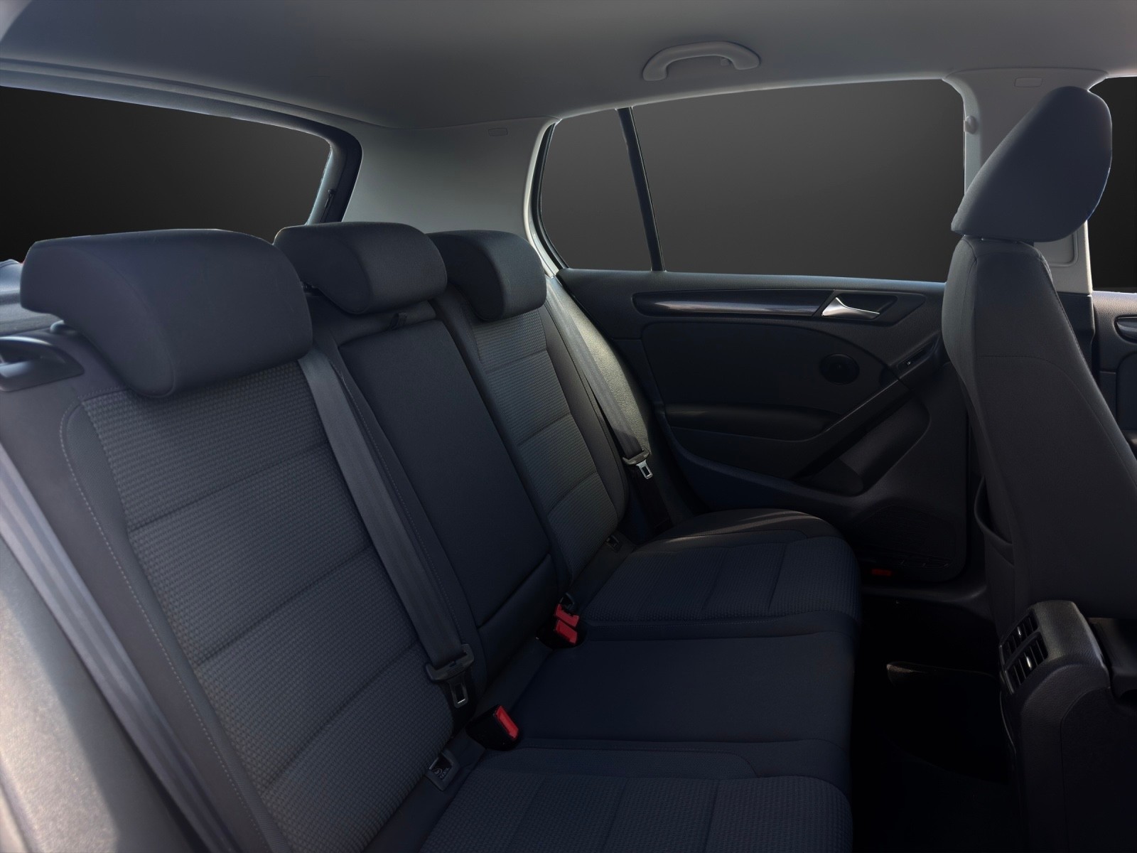 VW Golf 1.4 TSI Team DSG-image-12