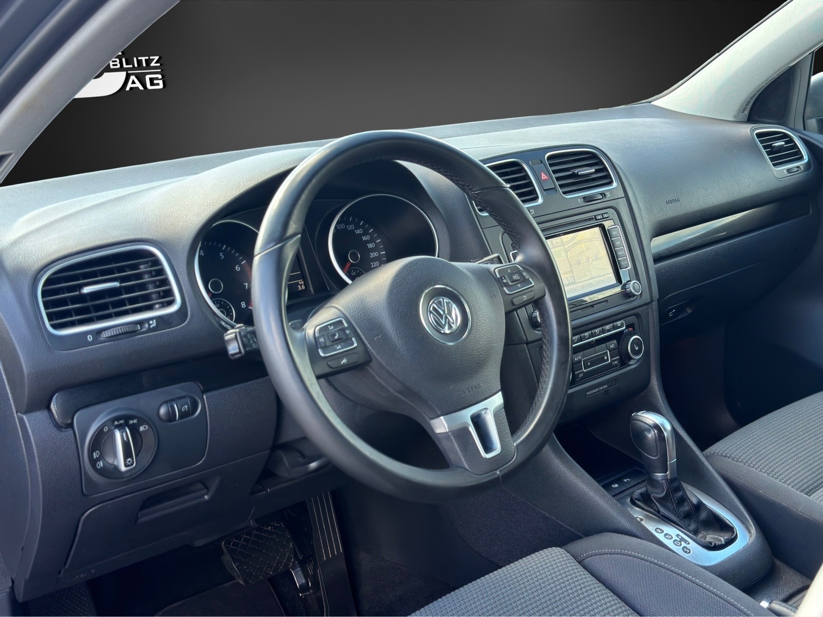 VW Golf 1.4 TSI Team DSG-image-7