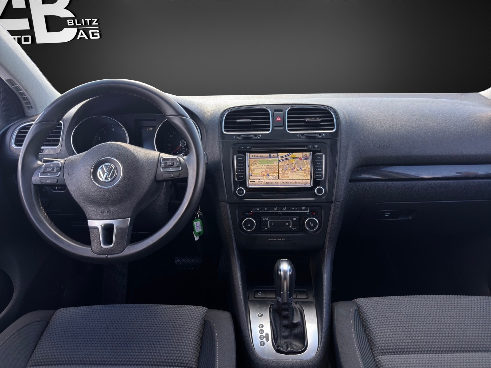 VW Golf 1.4 TSI Team DSG-image-10